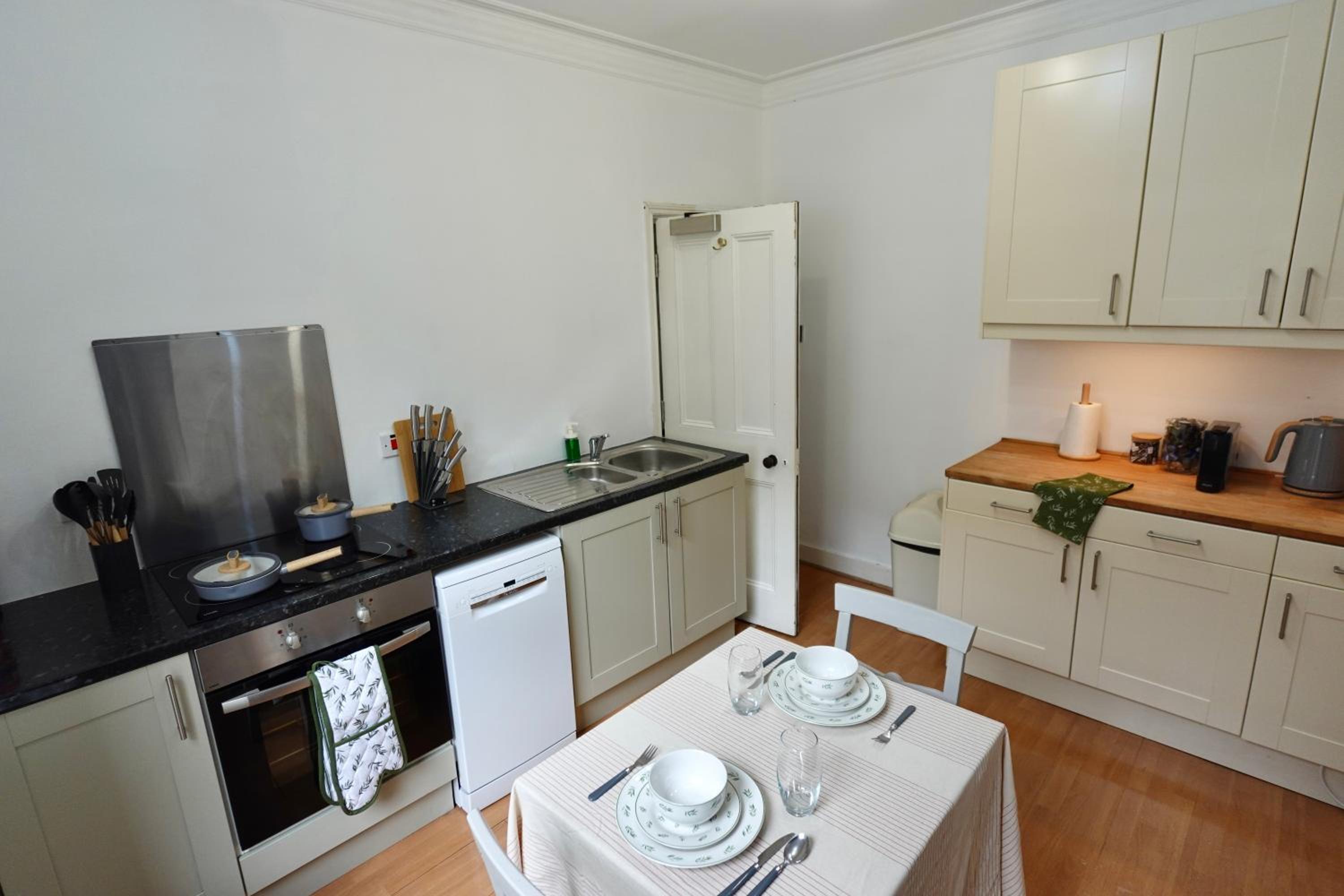 Rooms in Westminster (Central London)
