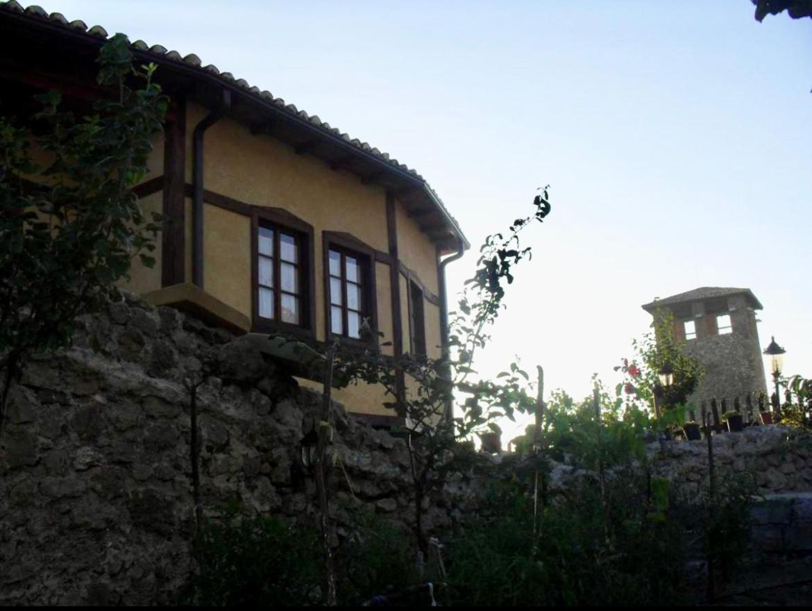 ROOMS EMILIANO Castle of Kruja