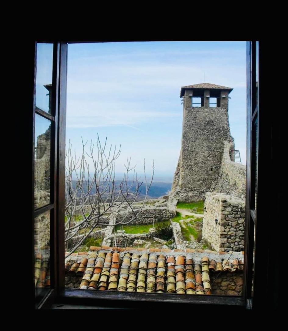 ROOMS EMILIANO Castle of Kruja