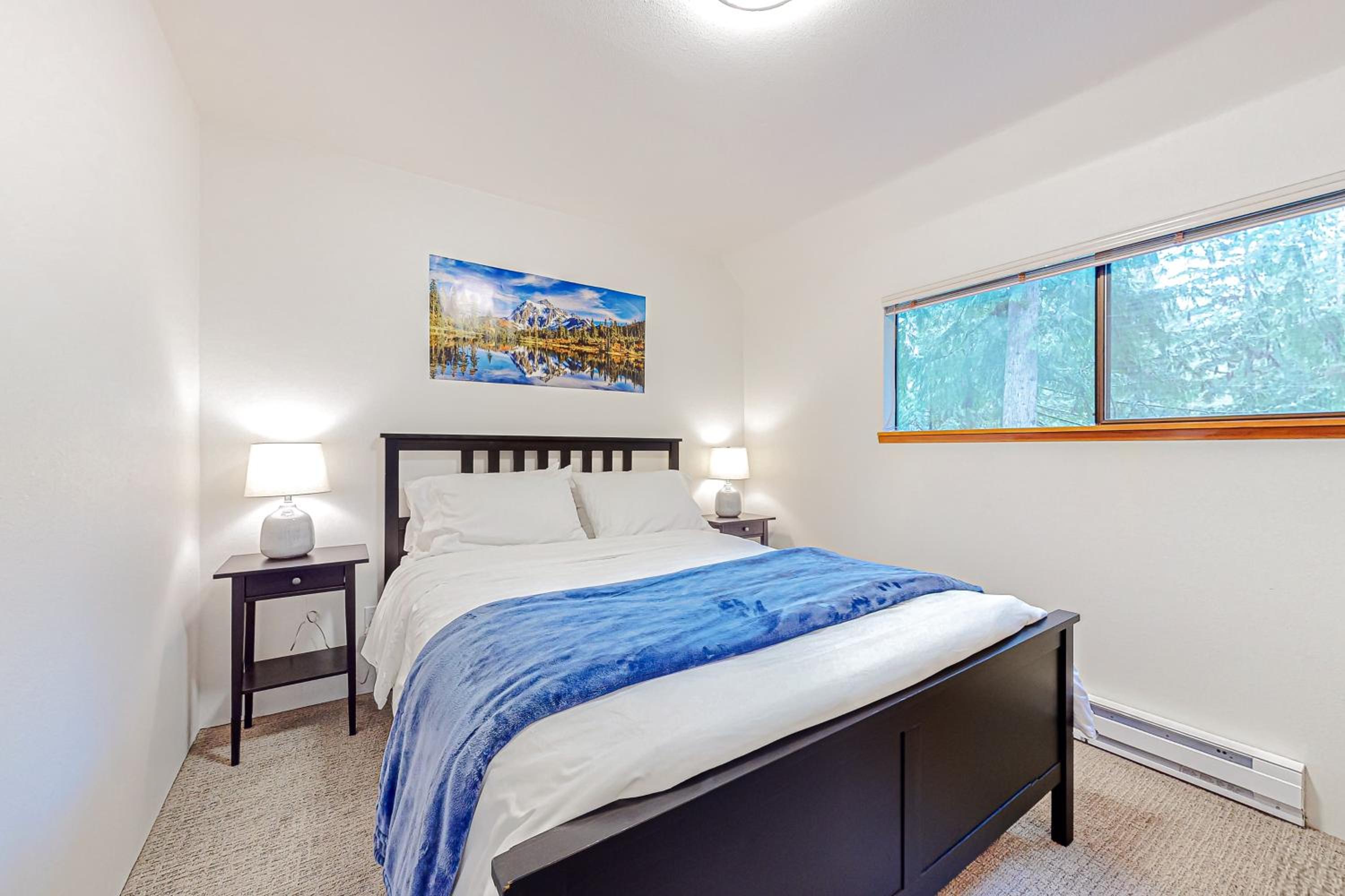 Year-Round Adventure! Glacier Getaway in Deming