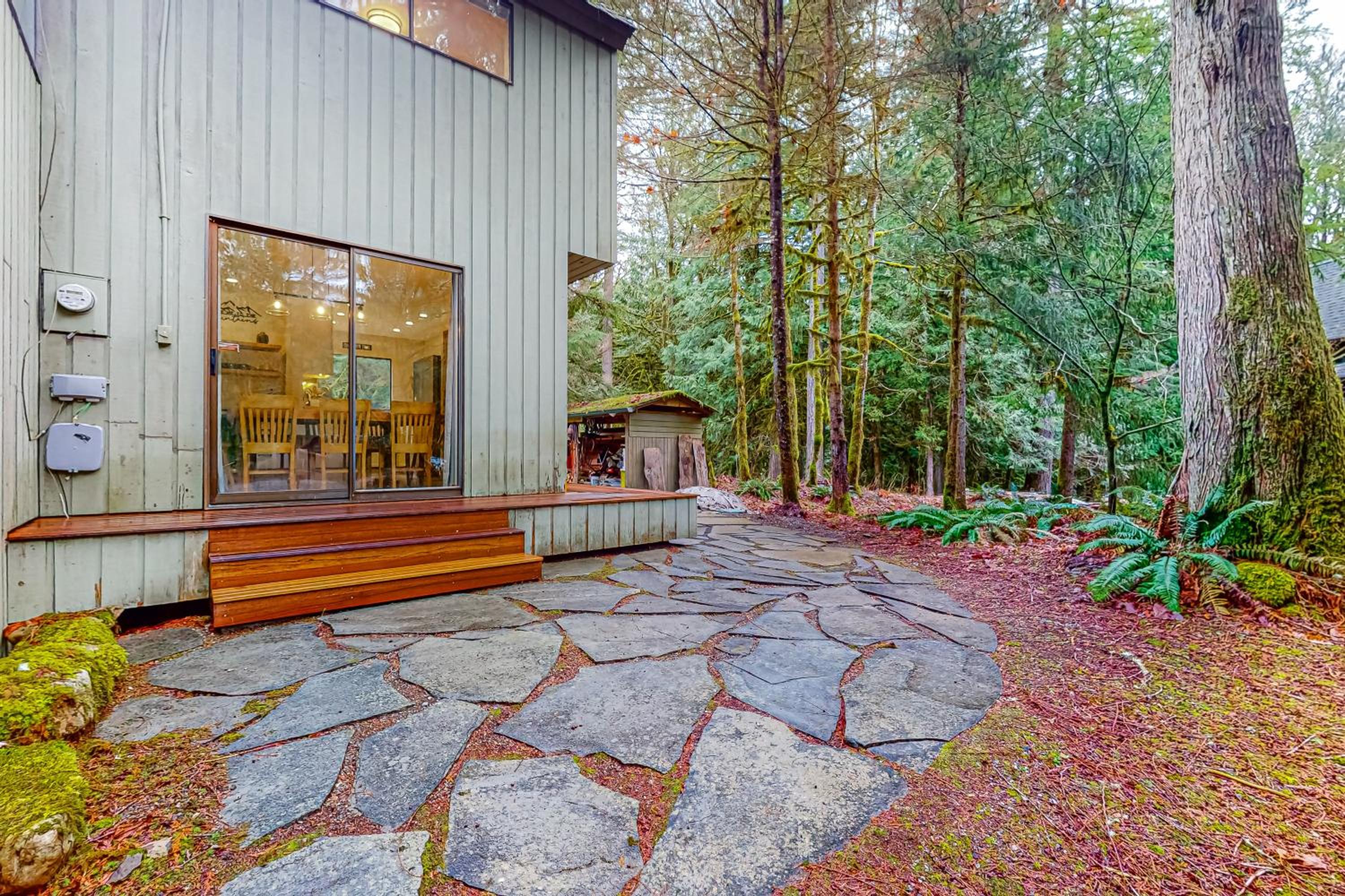 Year-Round Adventure! Glacier Getaway in Deming