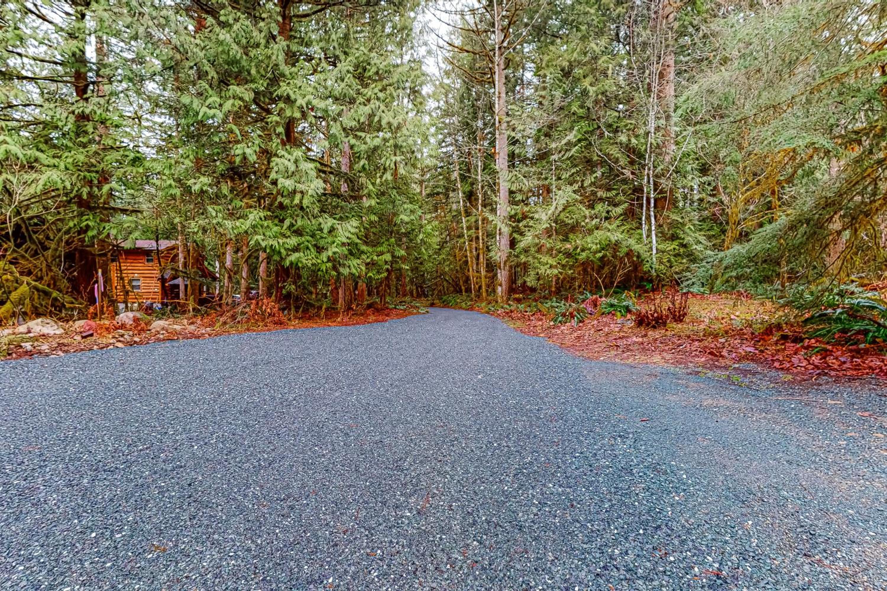 Year-Round Adventure! Glacier Getaway in Deming