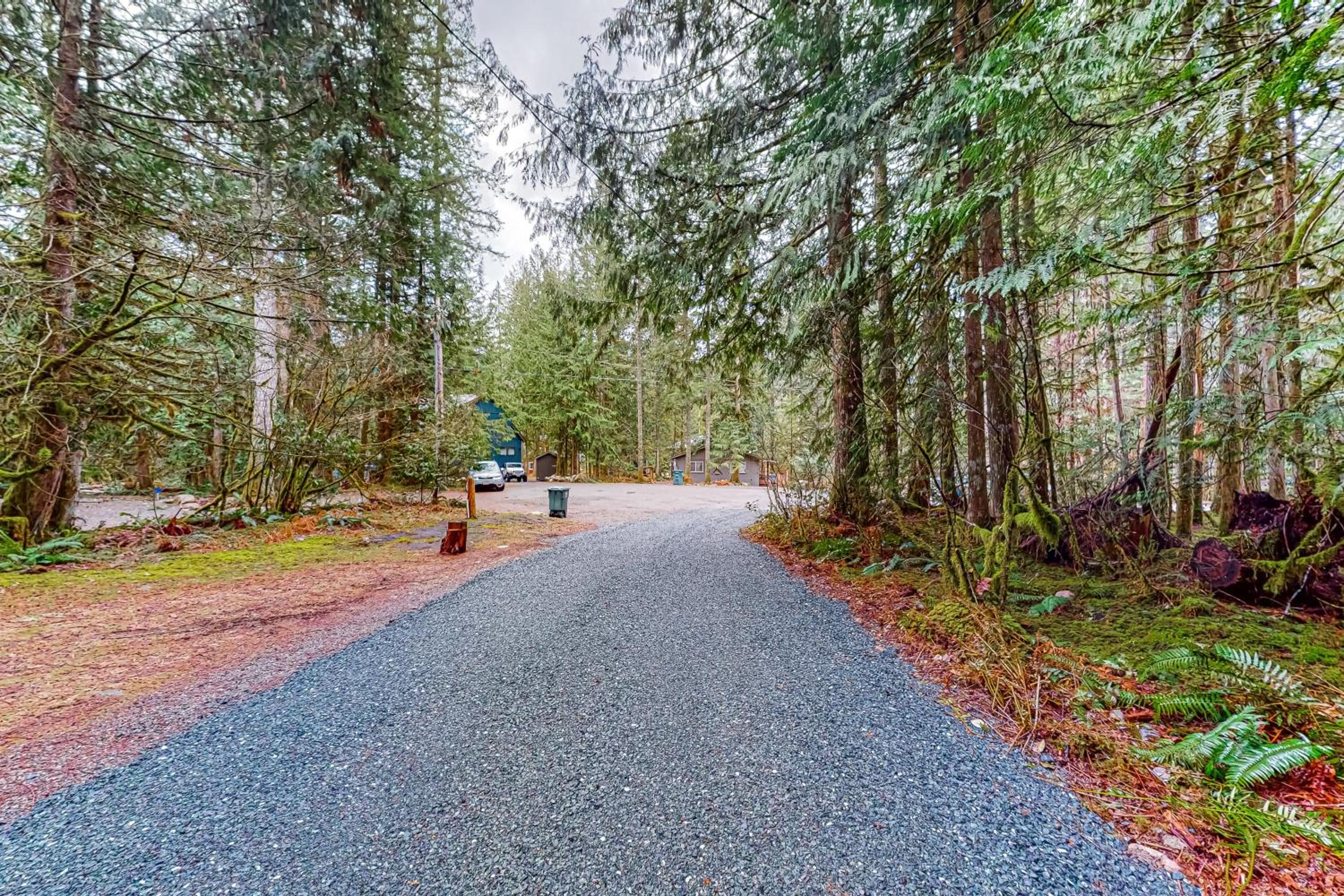 Year-Round Adventure! Glacier Getaway in Deming