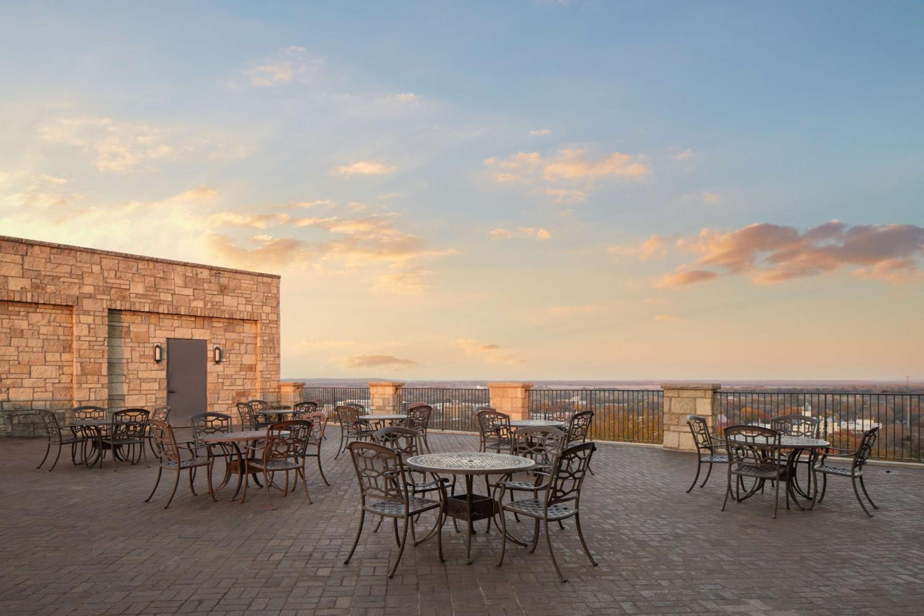 Lawrence Vacations - The Oread Lawrence, Tapestry Collection by Hilton - Property Image 62