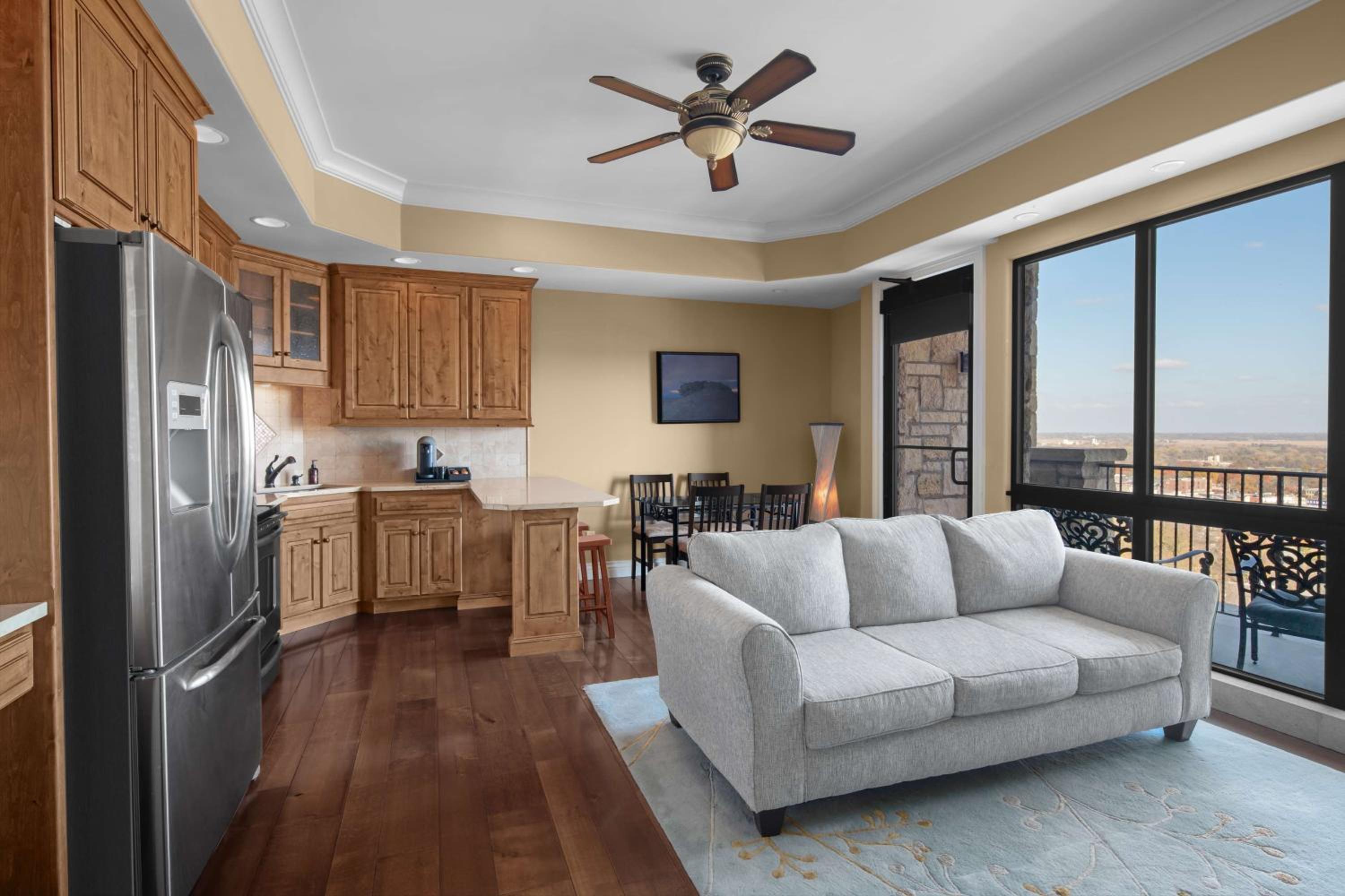 Lawrence Vacations - The Oread Lawrence, Tapestry Collection by Hilton - Property Image 4