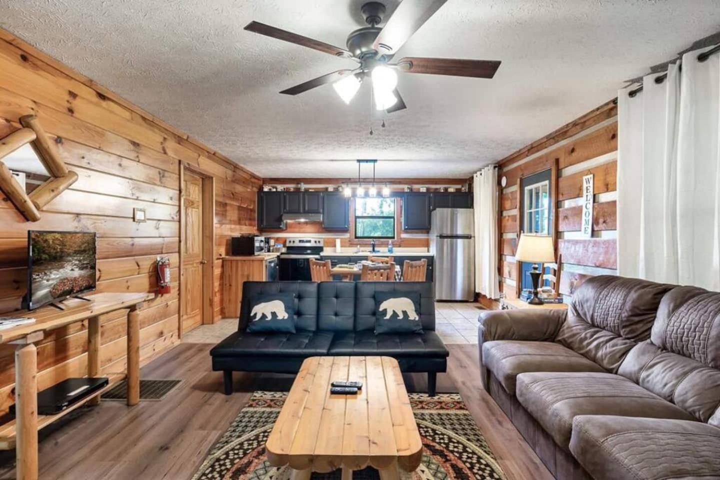 Mountain-View Smoky Cabin with Hot Tub & Fire Pit view 5