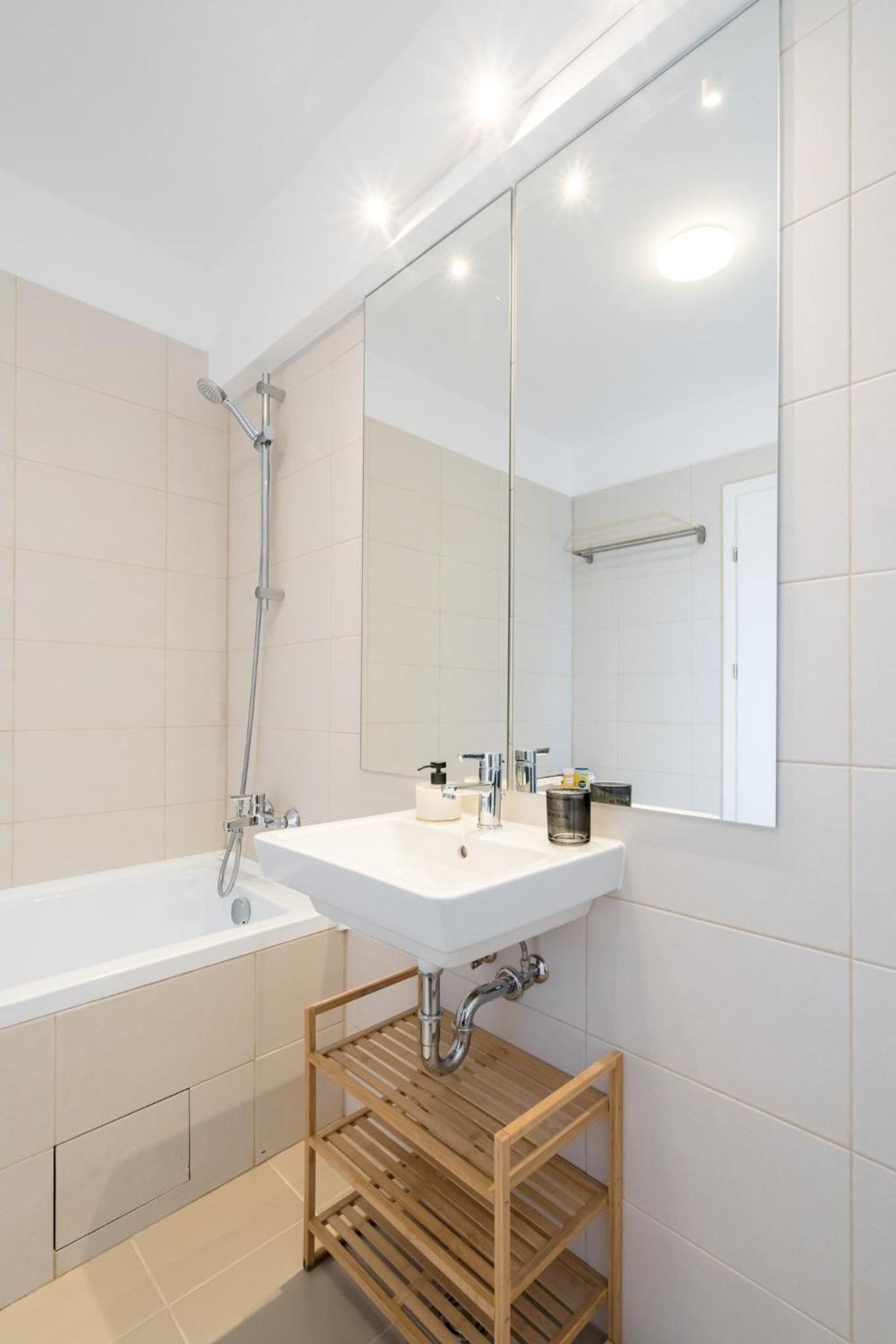 Breeze - Modern Escape in Pipera view 5