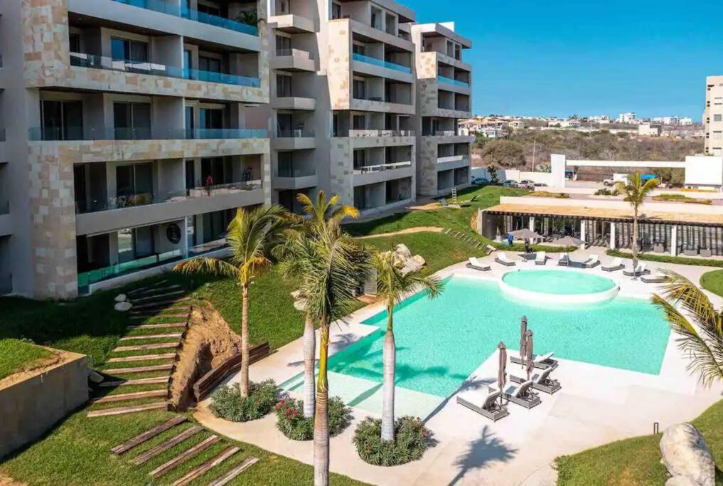 Exquisite Luxury Apartment in Enchanting Los Cabos view 3