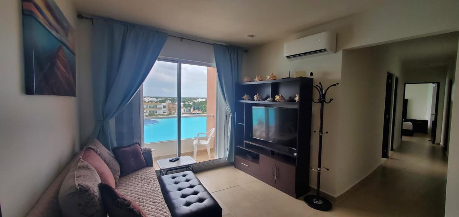 Come to Paradise an be our Guest in Dream Cancun!!