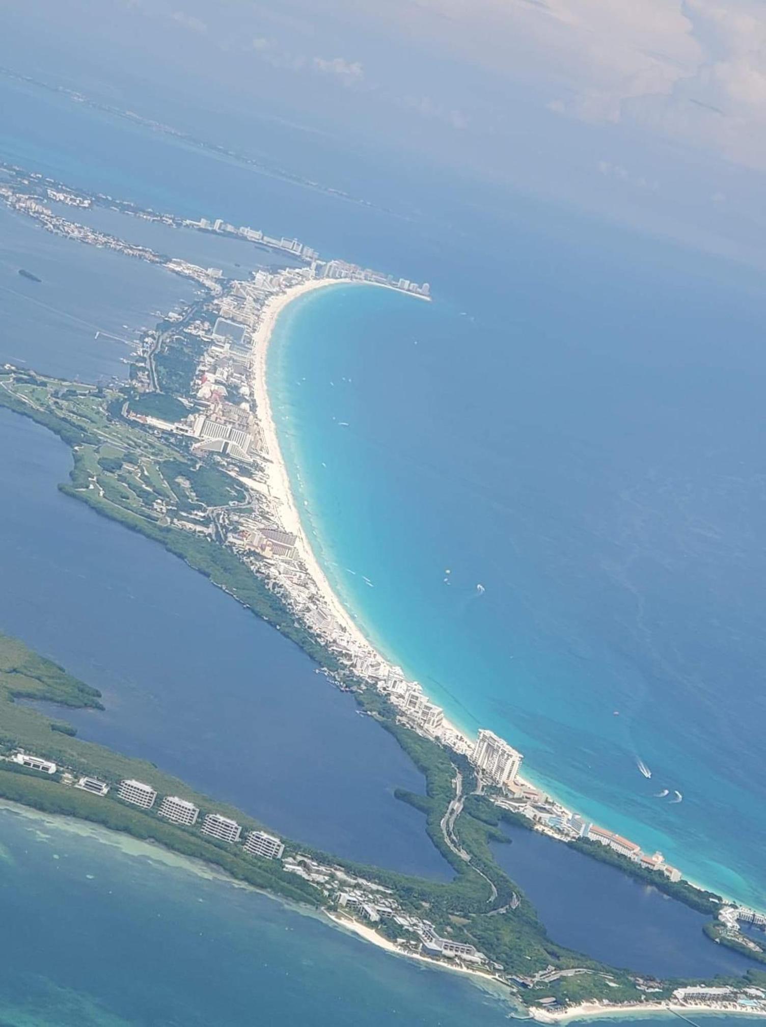 Come to Paradise an be our Guest in Dream Cancun!!