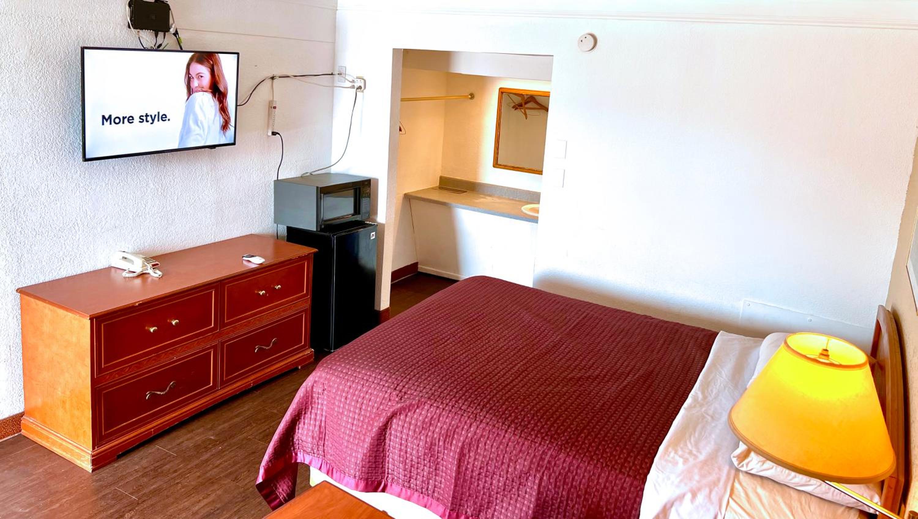 Hillsboro Vacations - Thunderbird Motel Hillsboro - Property Image 15