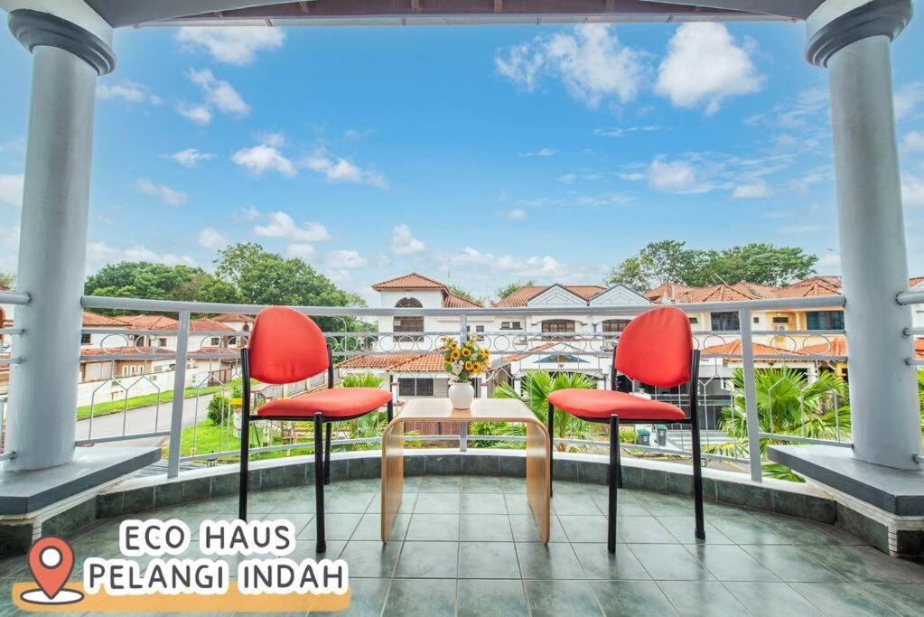 ECOHAUs AeonTebrau/Pool/Netflix/Karaoke/Gaming photo 6