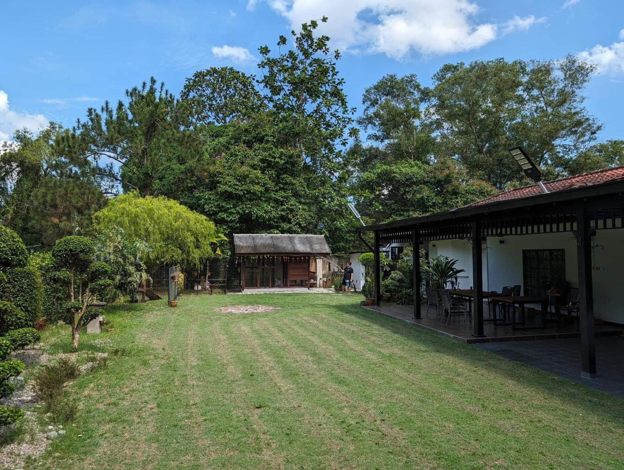 D’Garden Cottage with big field photo 8