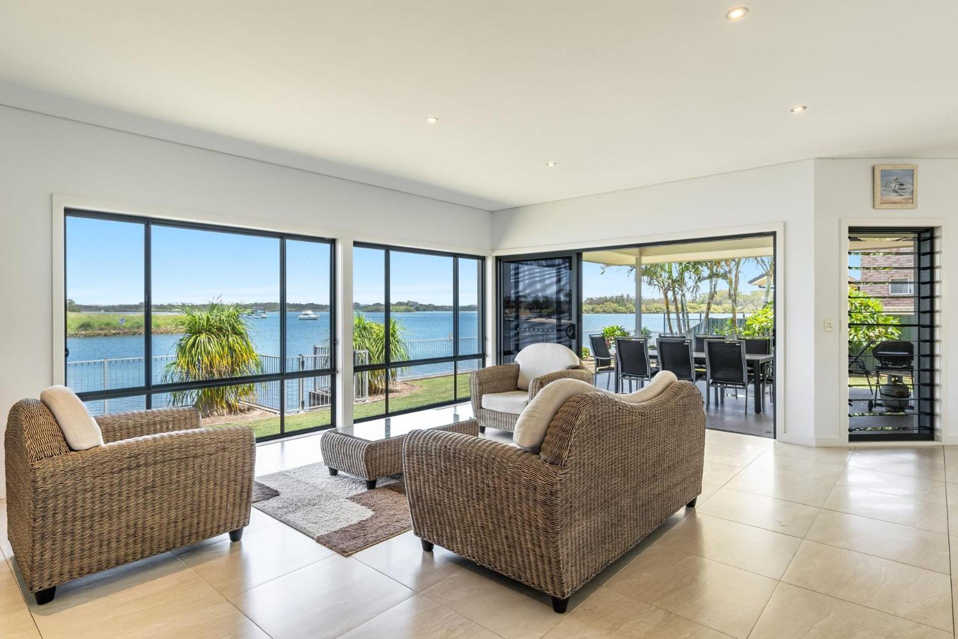 Jeffery River Retreat - Best Sunsets in Yamba - Holiday Yamba