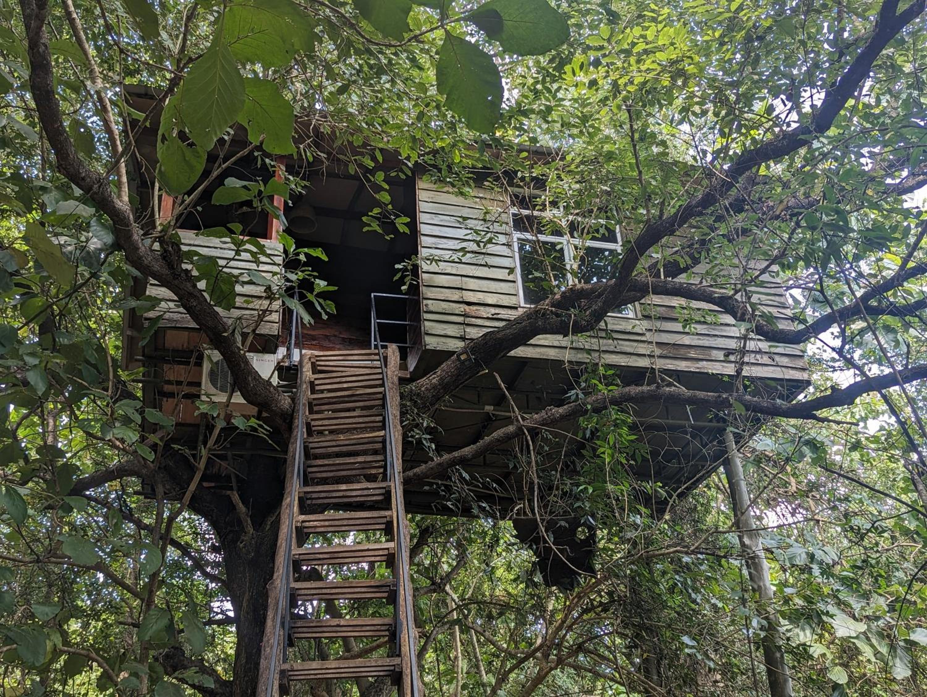 Pinthaliya Resort