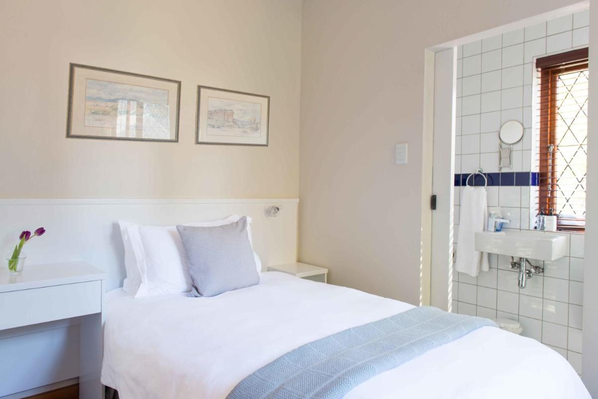 Knightsbury Guest House