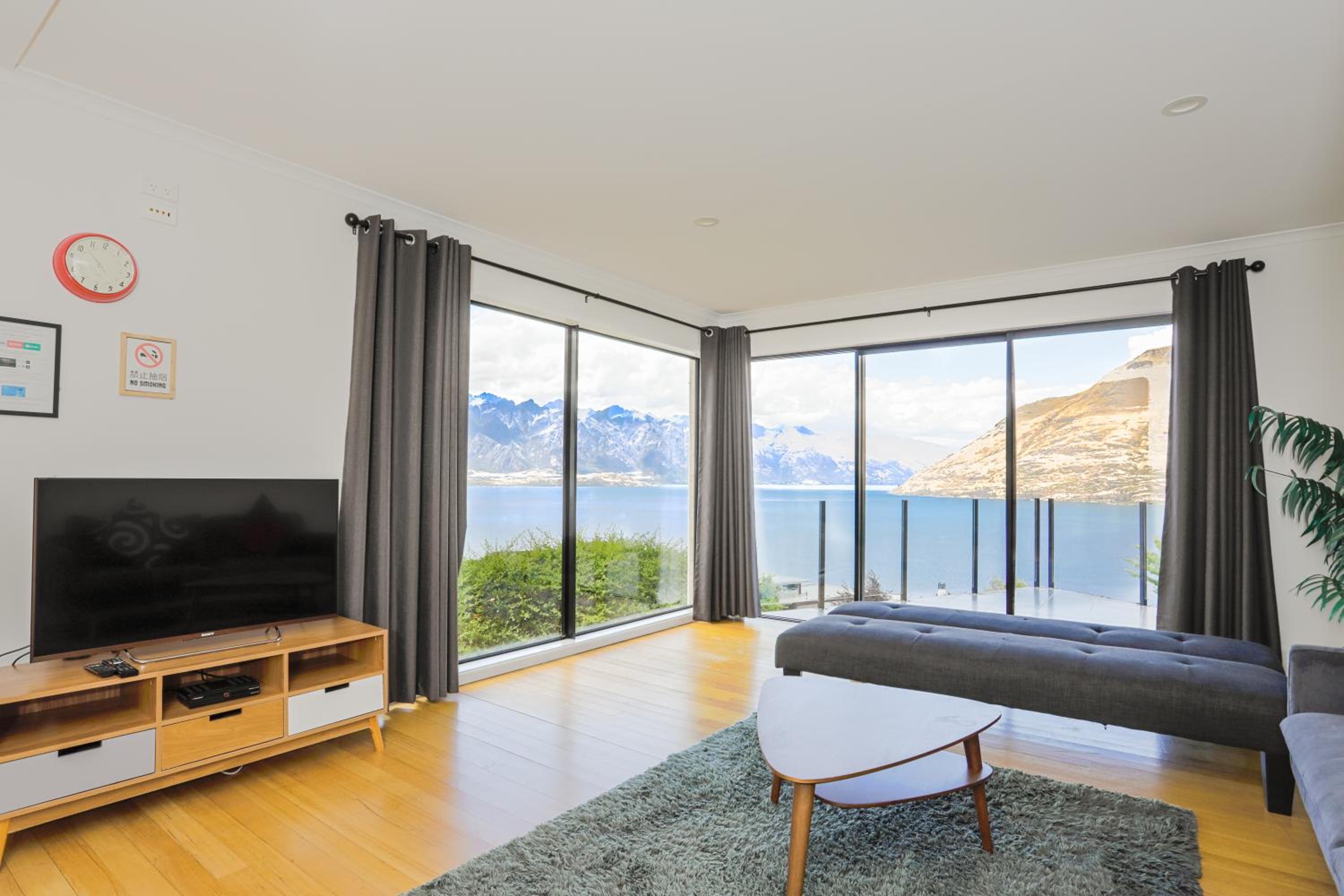 Aspen Grove Villas view 2