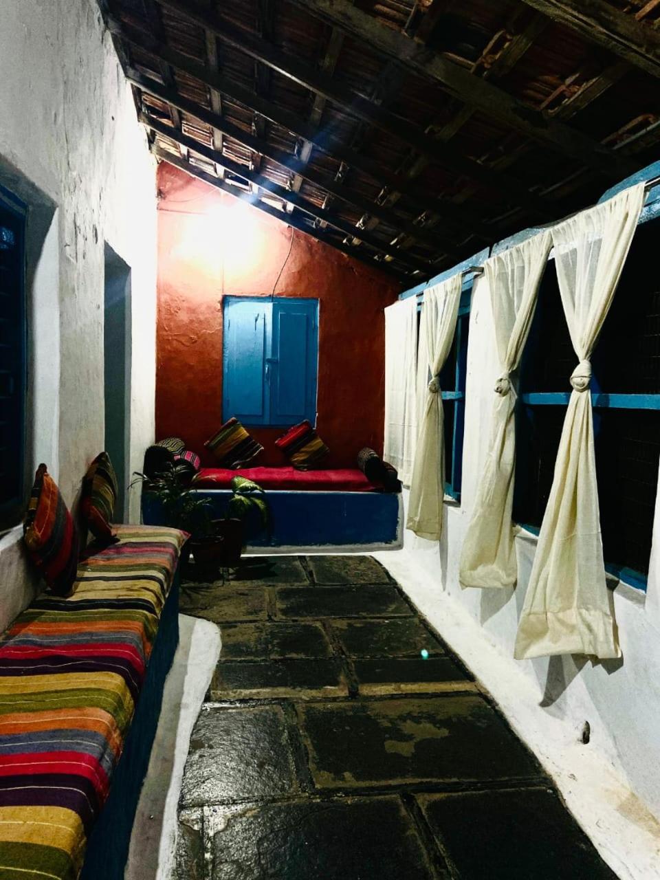 Peshagar Guest House