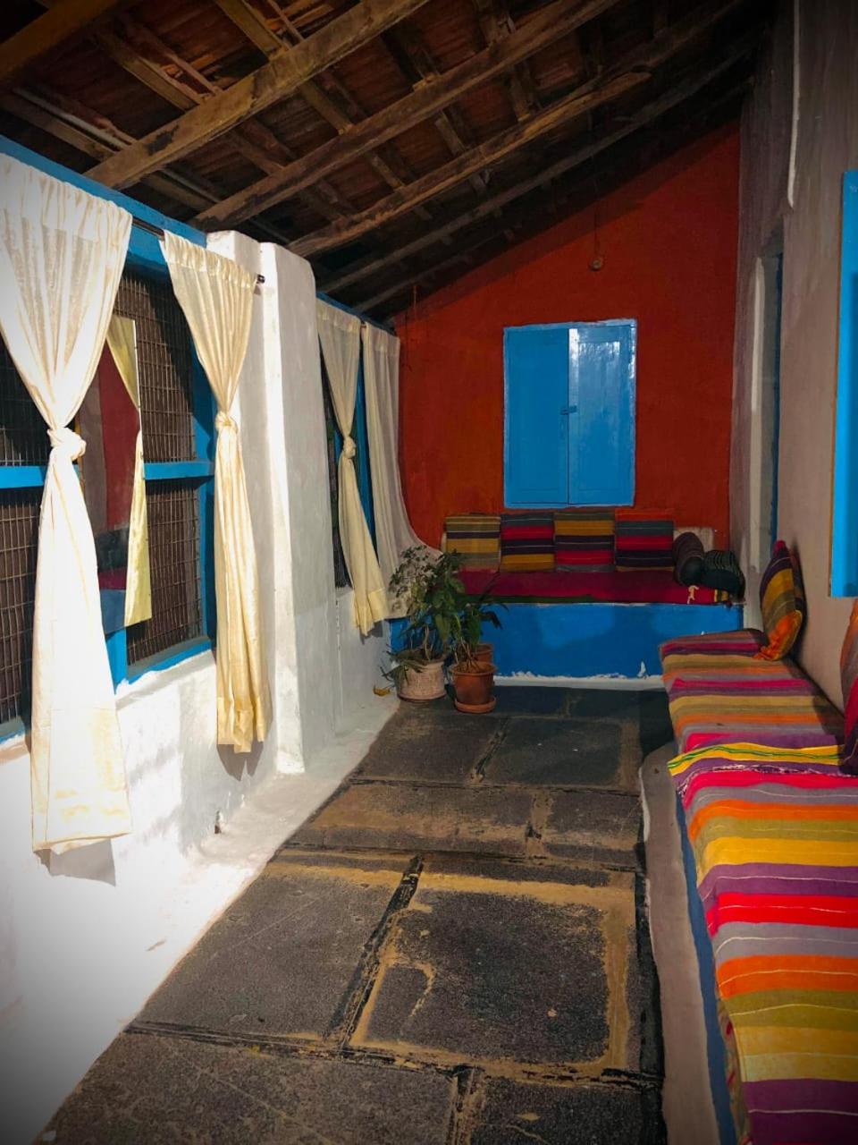 Peshagar Guest House