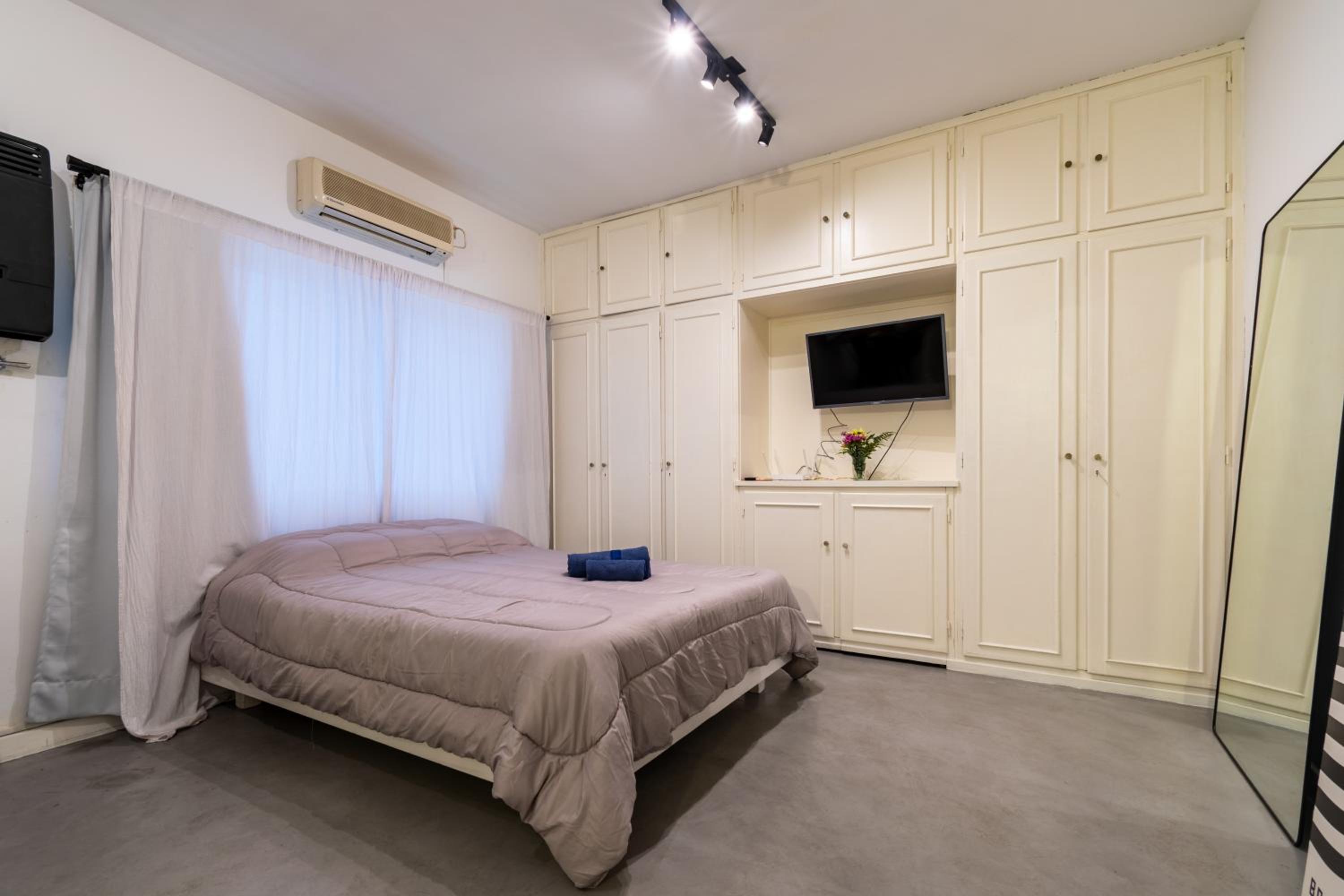 Apartamento zona Embajada USA - Plaza Italia by Debarrio Aparts