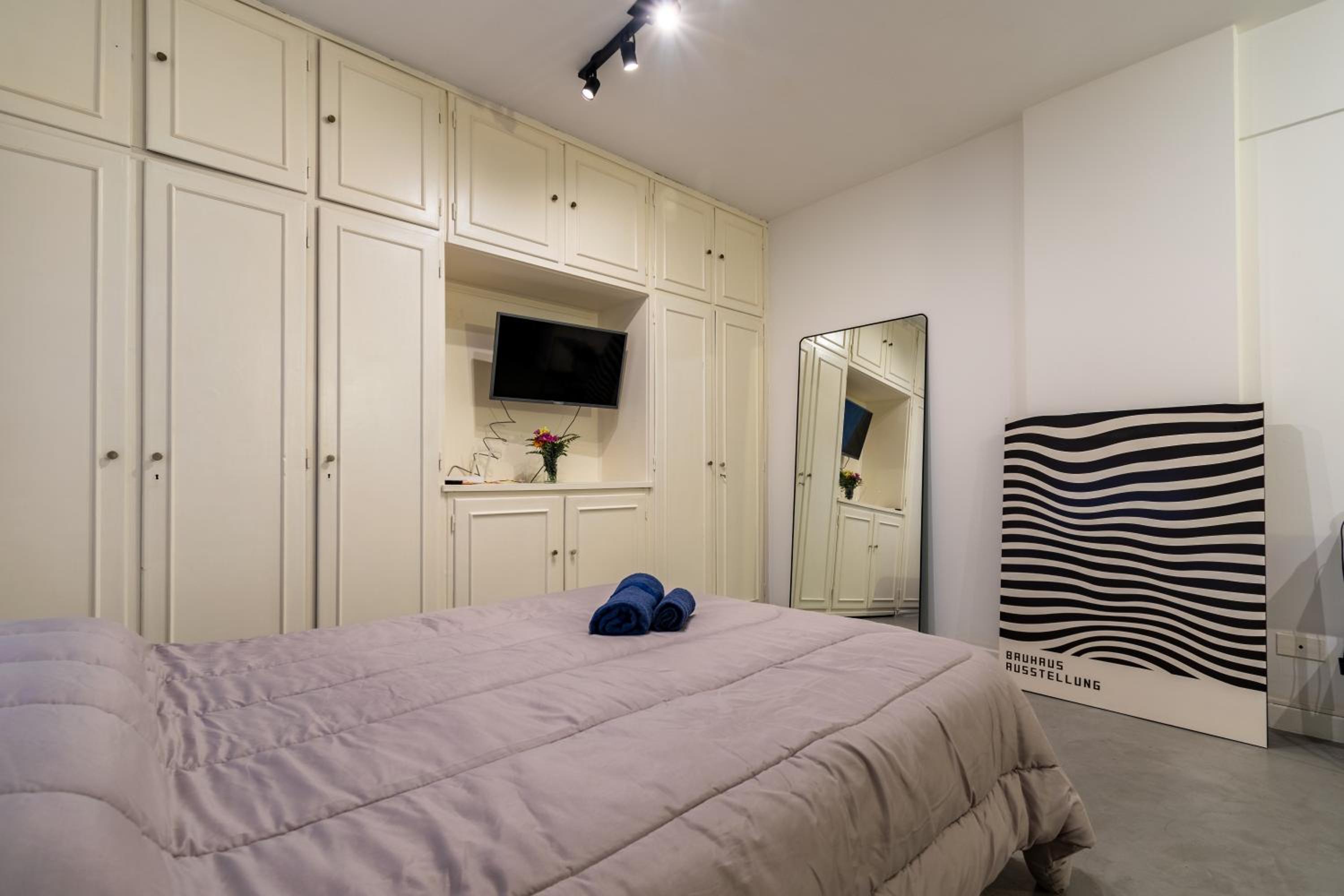 Apartamento zona Embajada USA - Plaza Italia by Debarrio Aparts