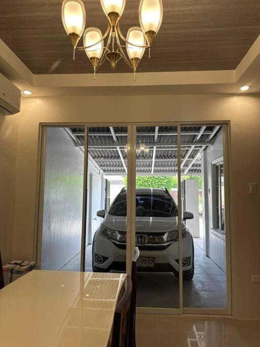 Japandi Home A - Fully Aircon, WIFI, Hot shower, 24hGuard, Center, near Malls view 3