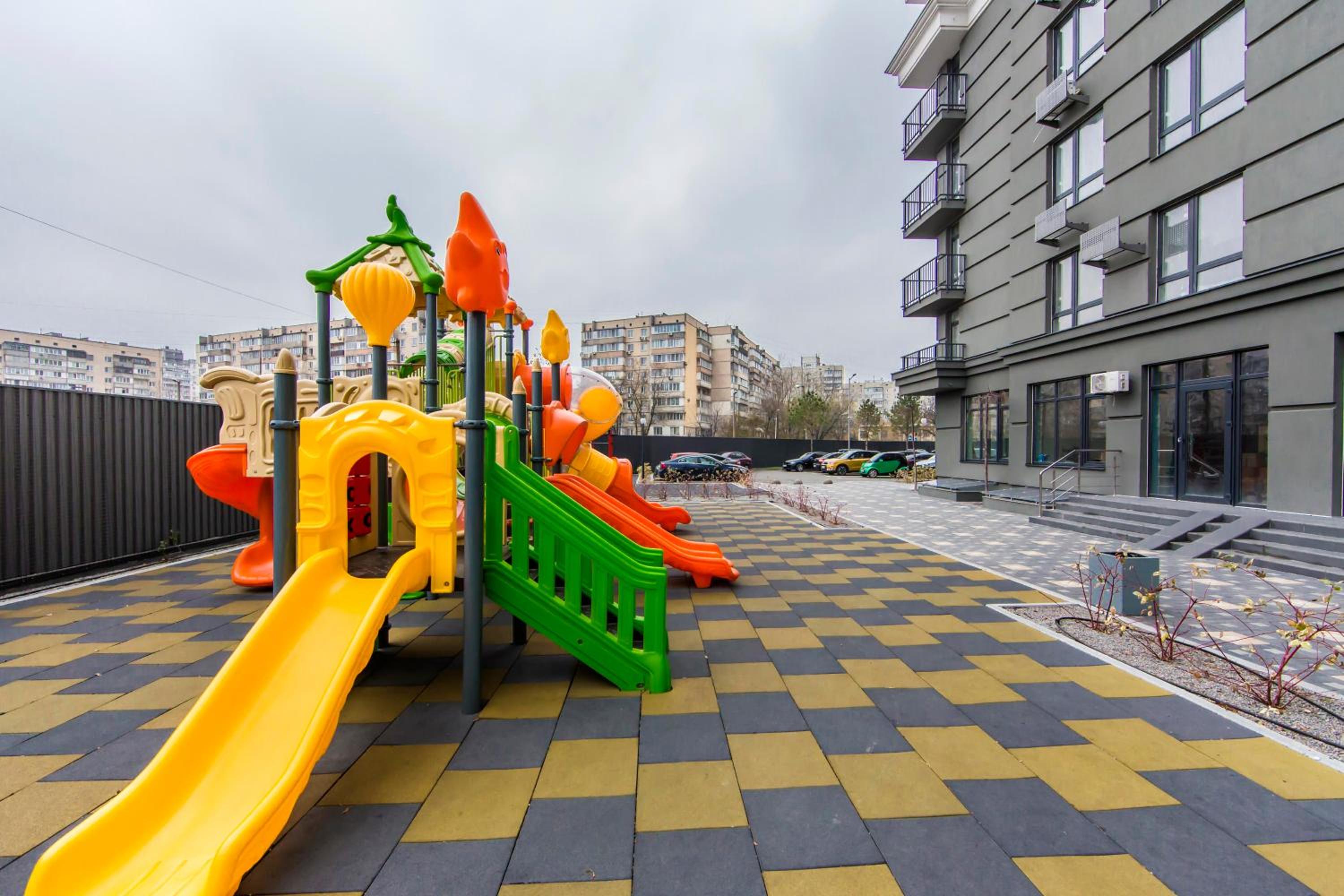 Стильные апартаменты,метро Вырлица,метро Харьковская view 5