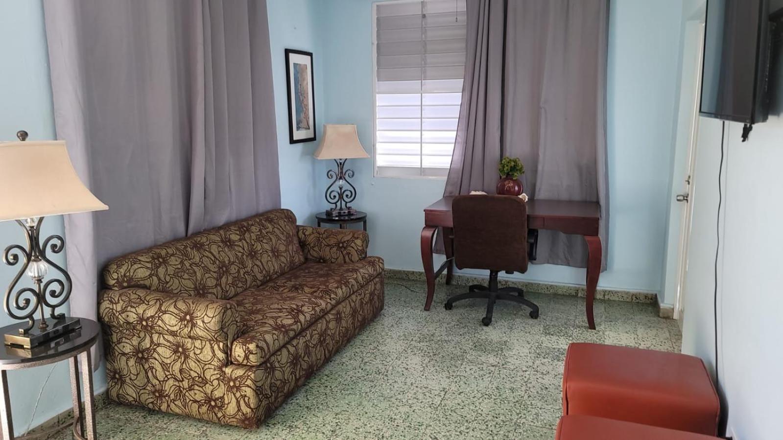8BR 6BA Remodeled 6 Units Central Location, near Beach and Restaurants view 2