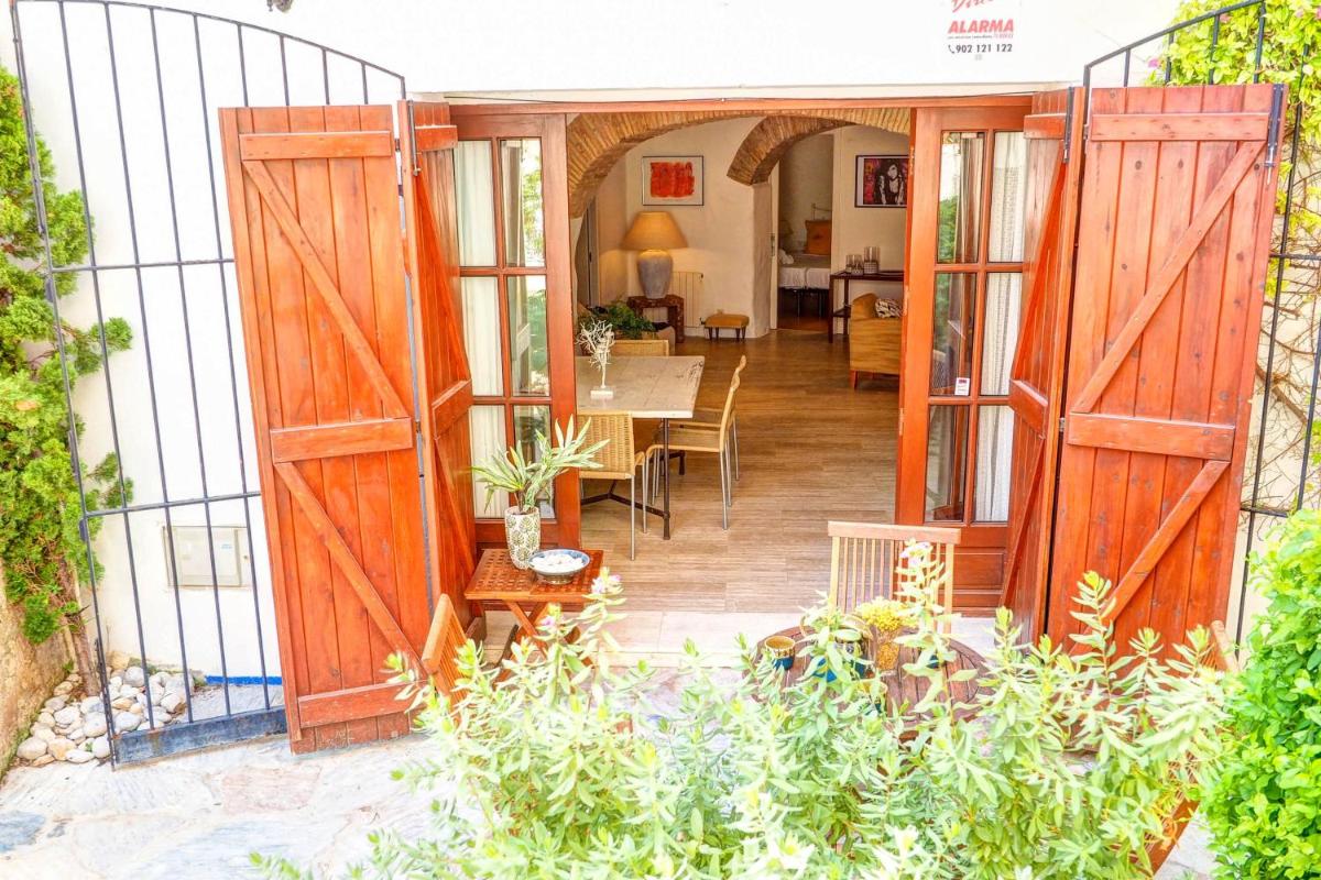 Charming house next to the beach by Hello Homes Sitges view 4