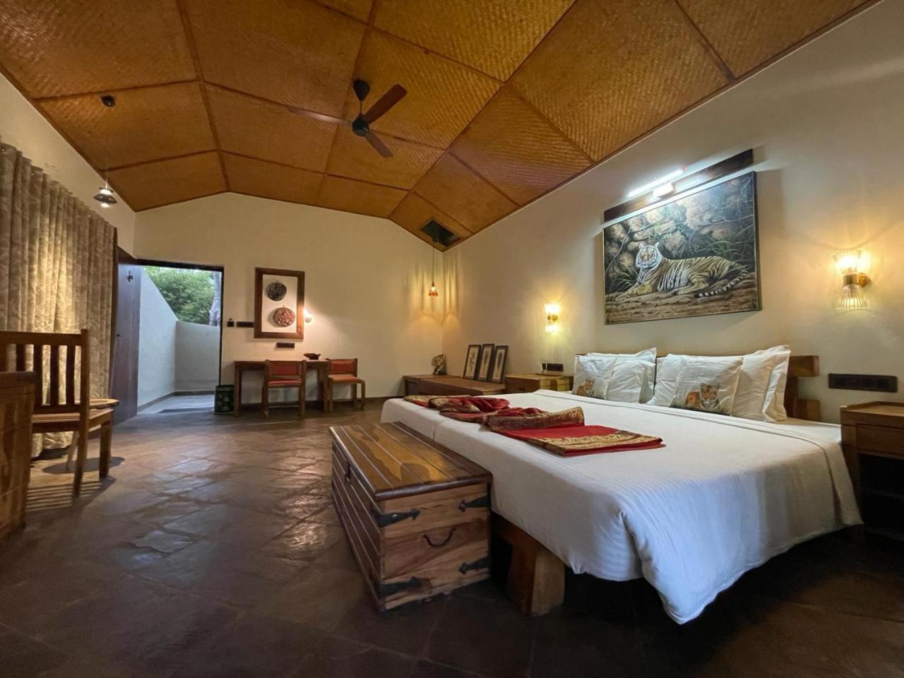 Tathastu Bandhavgarh