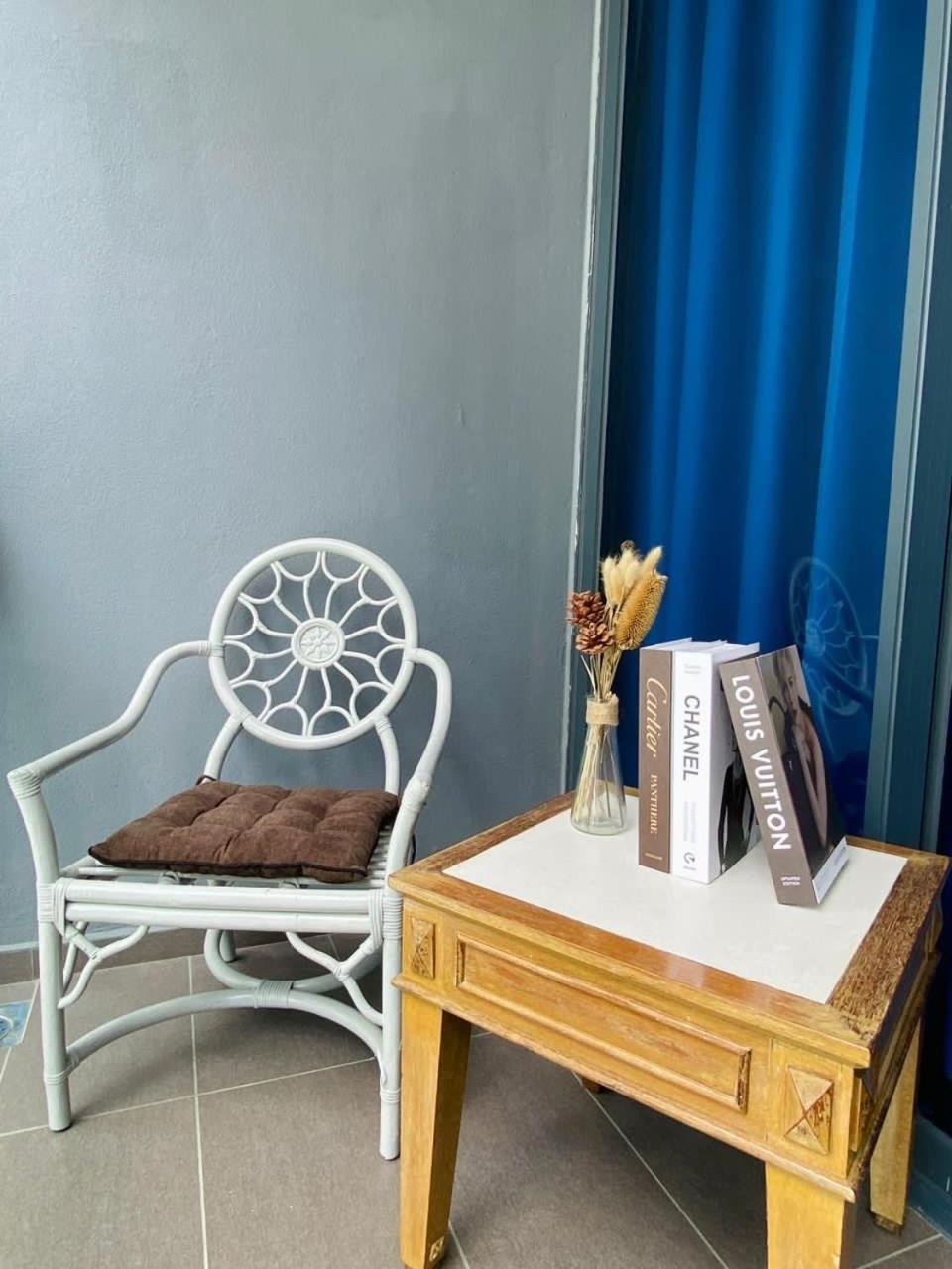 LuxuryFamilySuite6-9Pax-JonkerStreet-CityTown photo 6