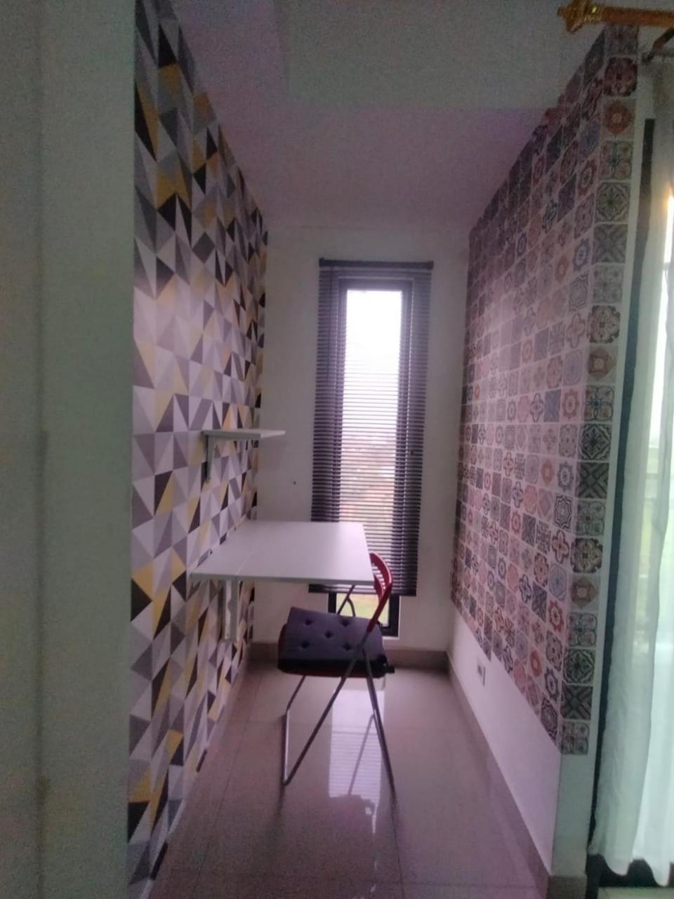 Studio Healing Sayana Apartment