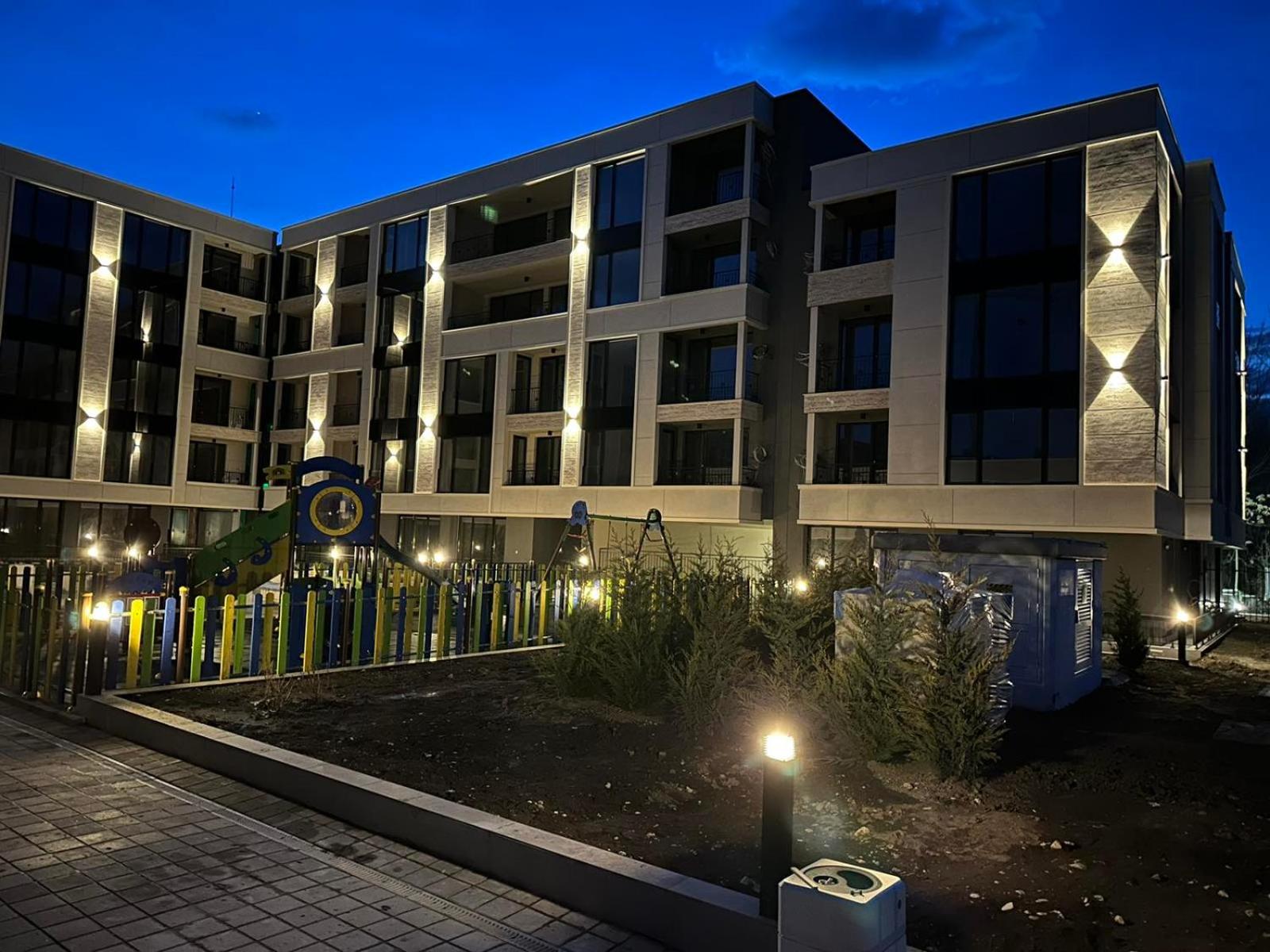 Regatta Park 2BR Exclusive Suite Parking Included