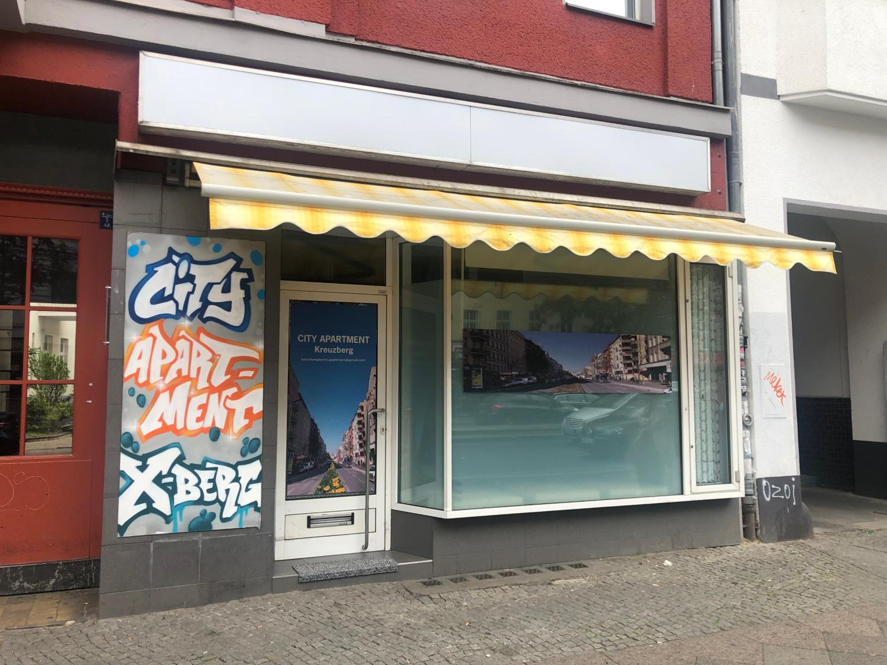 Loftly Kottbusser Damm 68 - Parkplatz - Self Check In - 300 Mbits