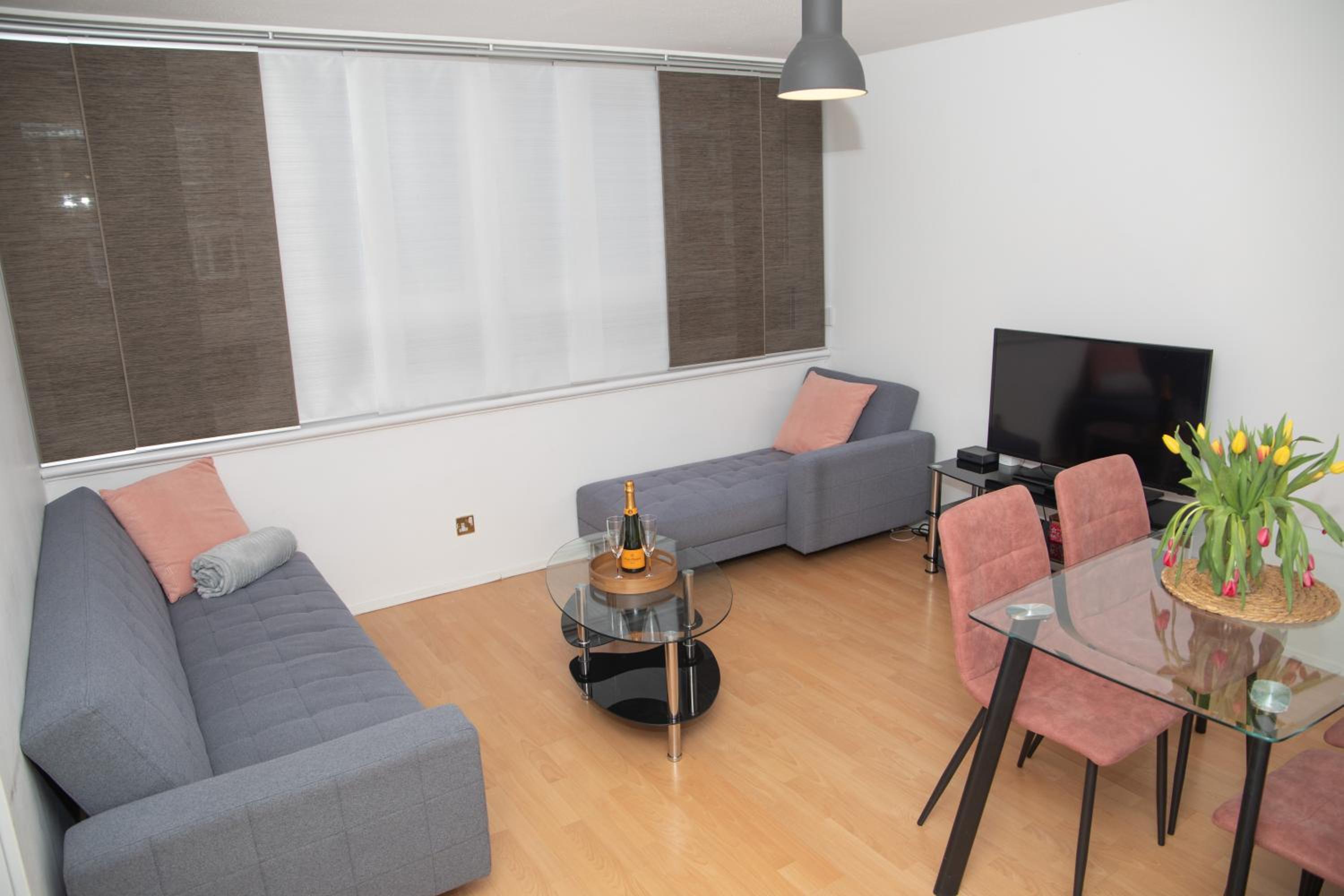 Bright Battersea Apartment, Free Parking Near Chelsea