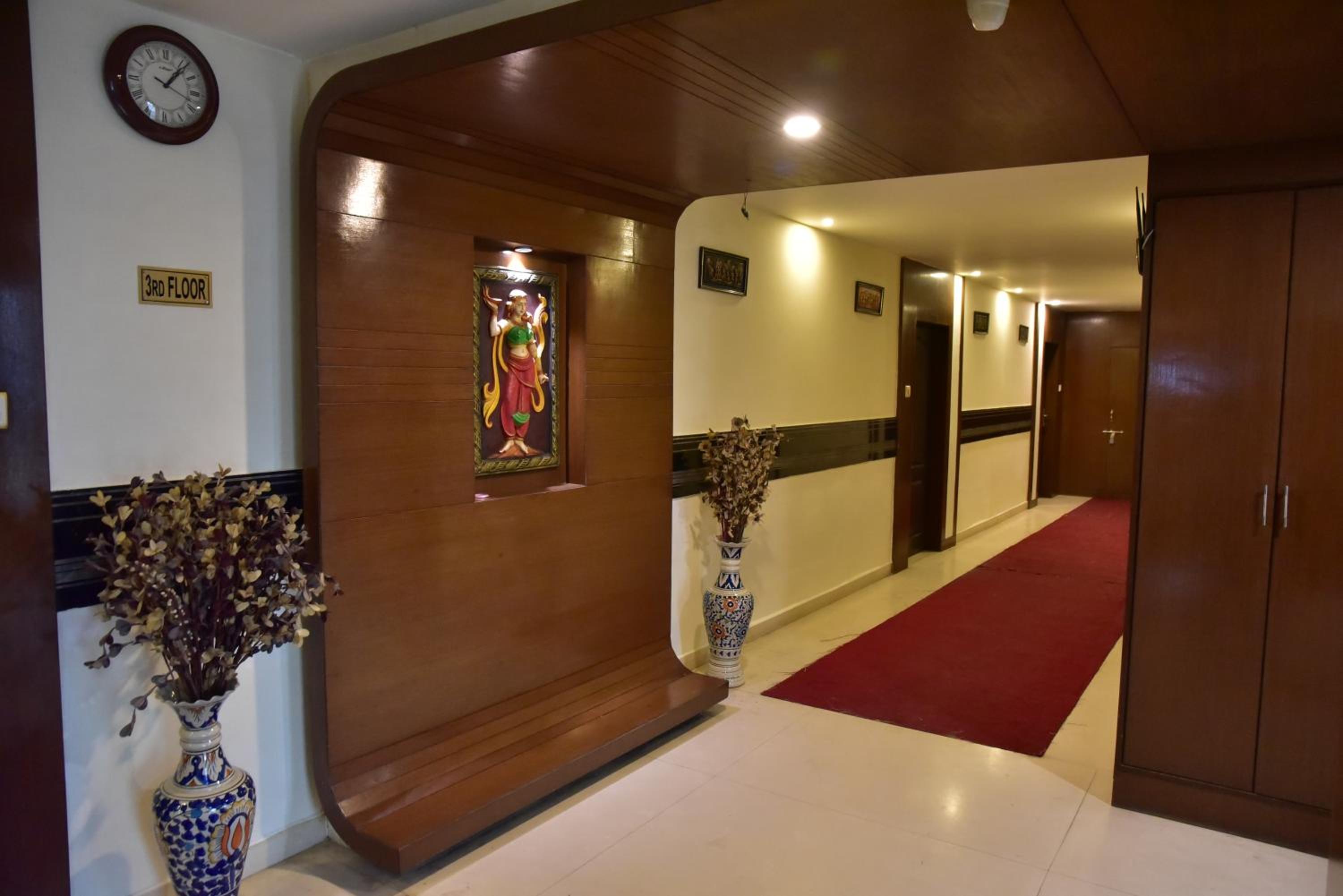 Hotel Ambassador Chocolate Inn