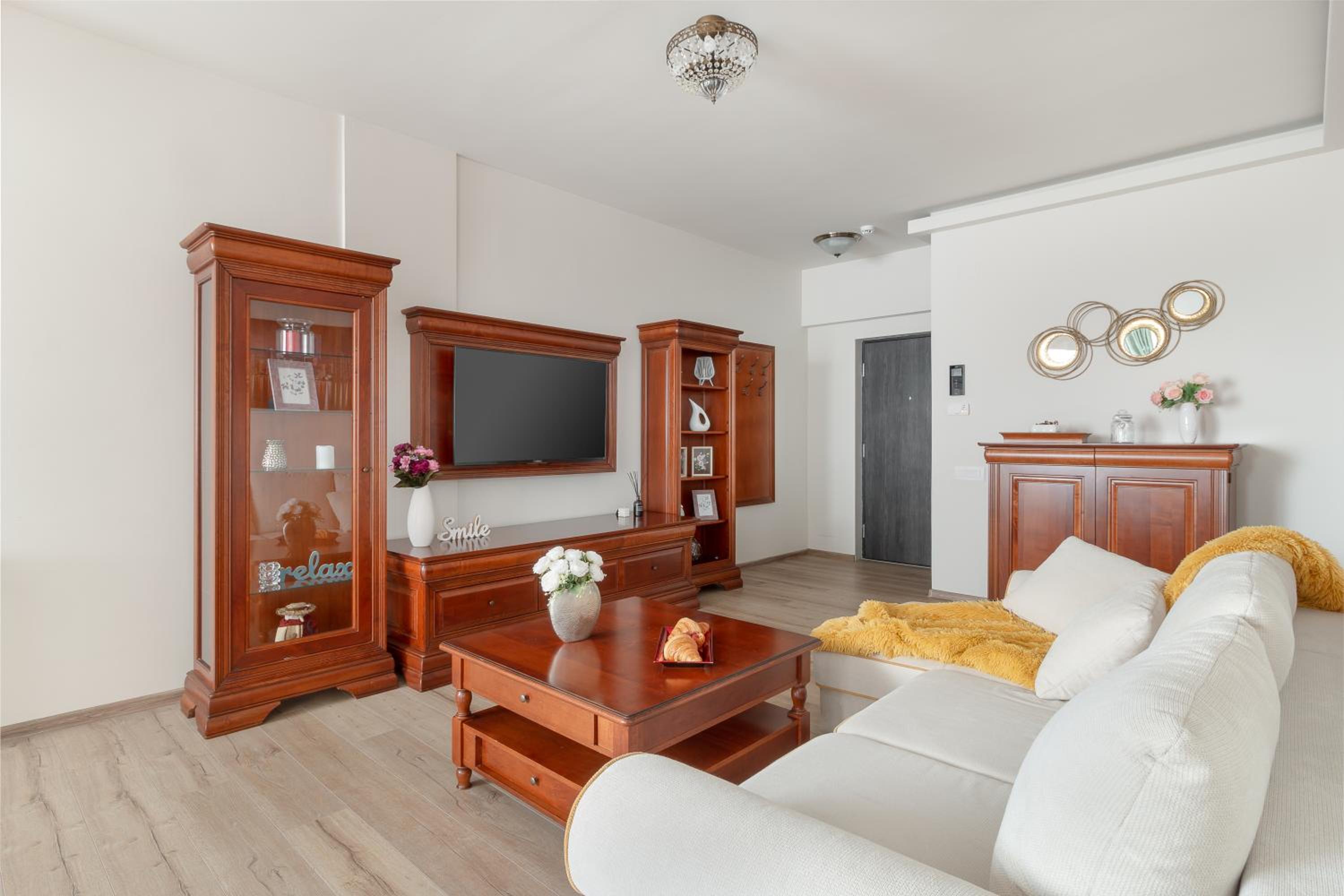 Chic Central Oradea -Parcare & Balcon view 4