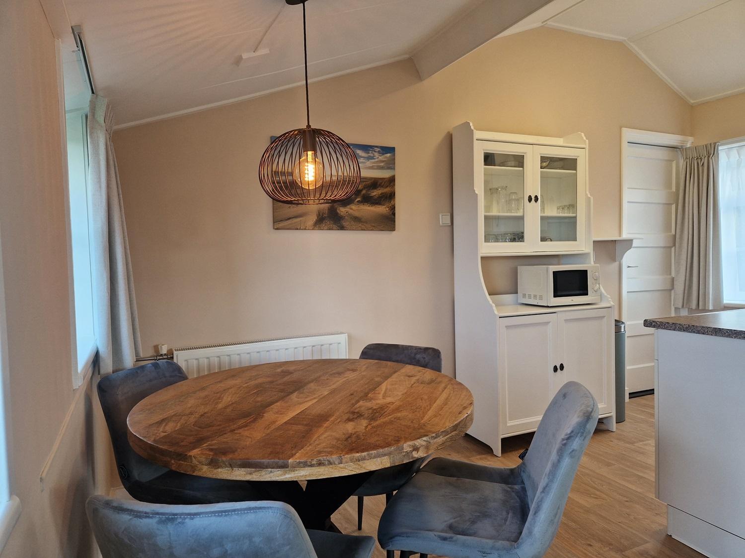 Vakantiewoning de Wilg met grote tuin view 2