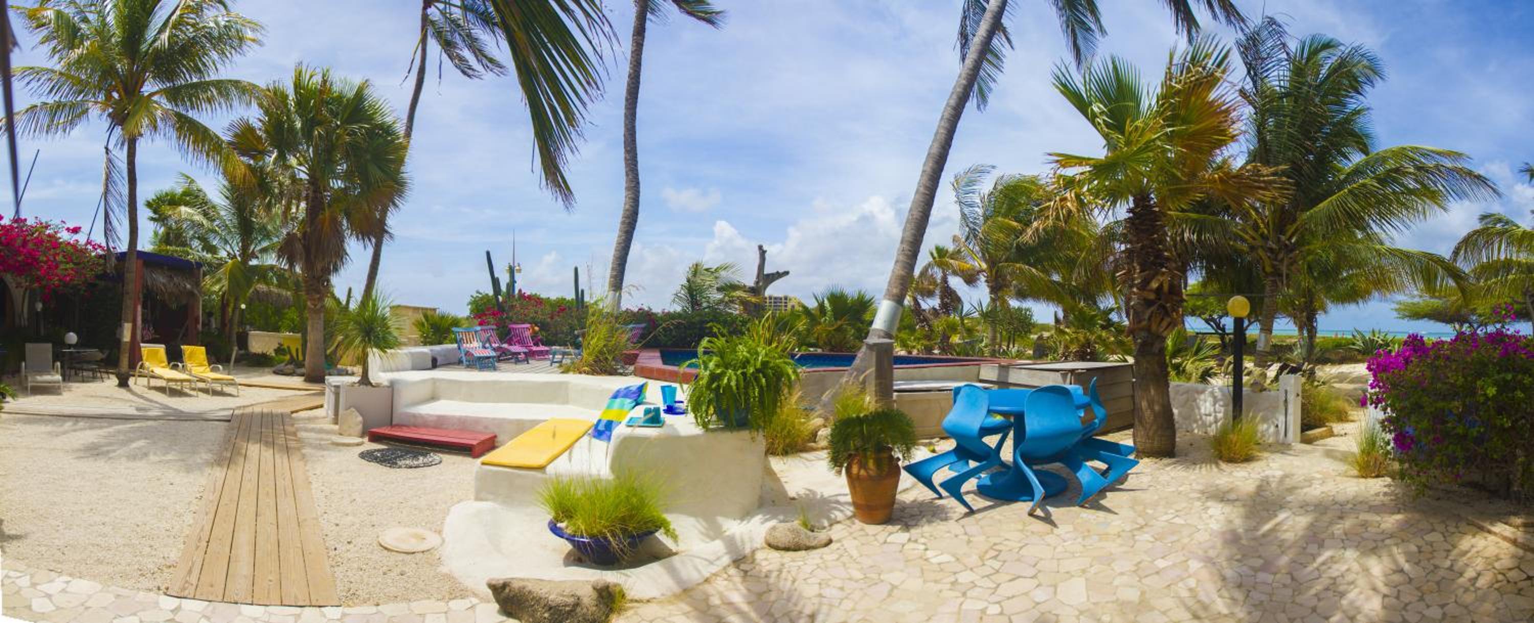 Beach House Aruba Apartments