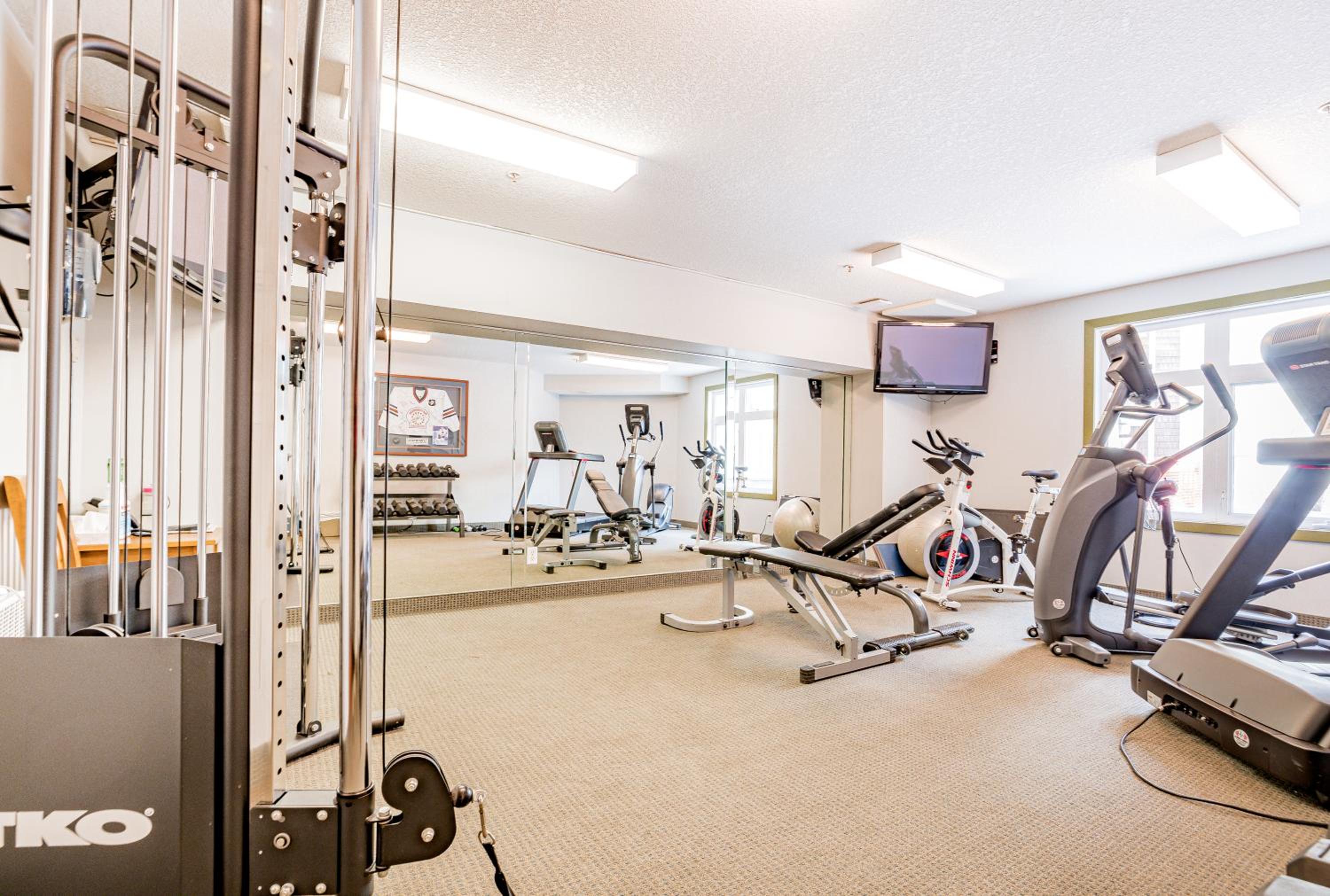 Canmore Mountain Views -3Beds-Ski Stay Deals
