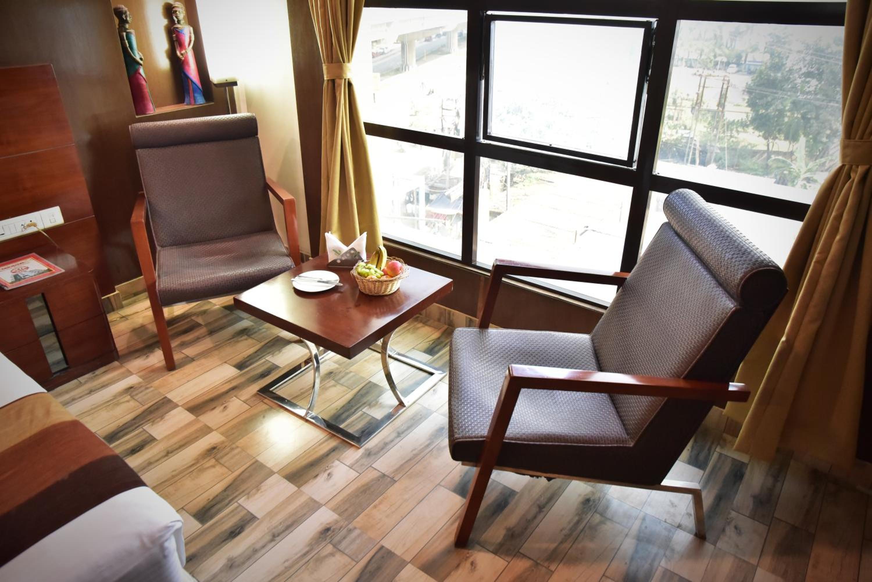 Hotel Ambassador Chocolate Inn