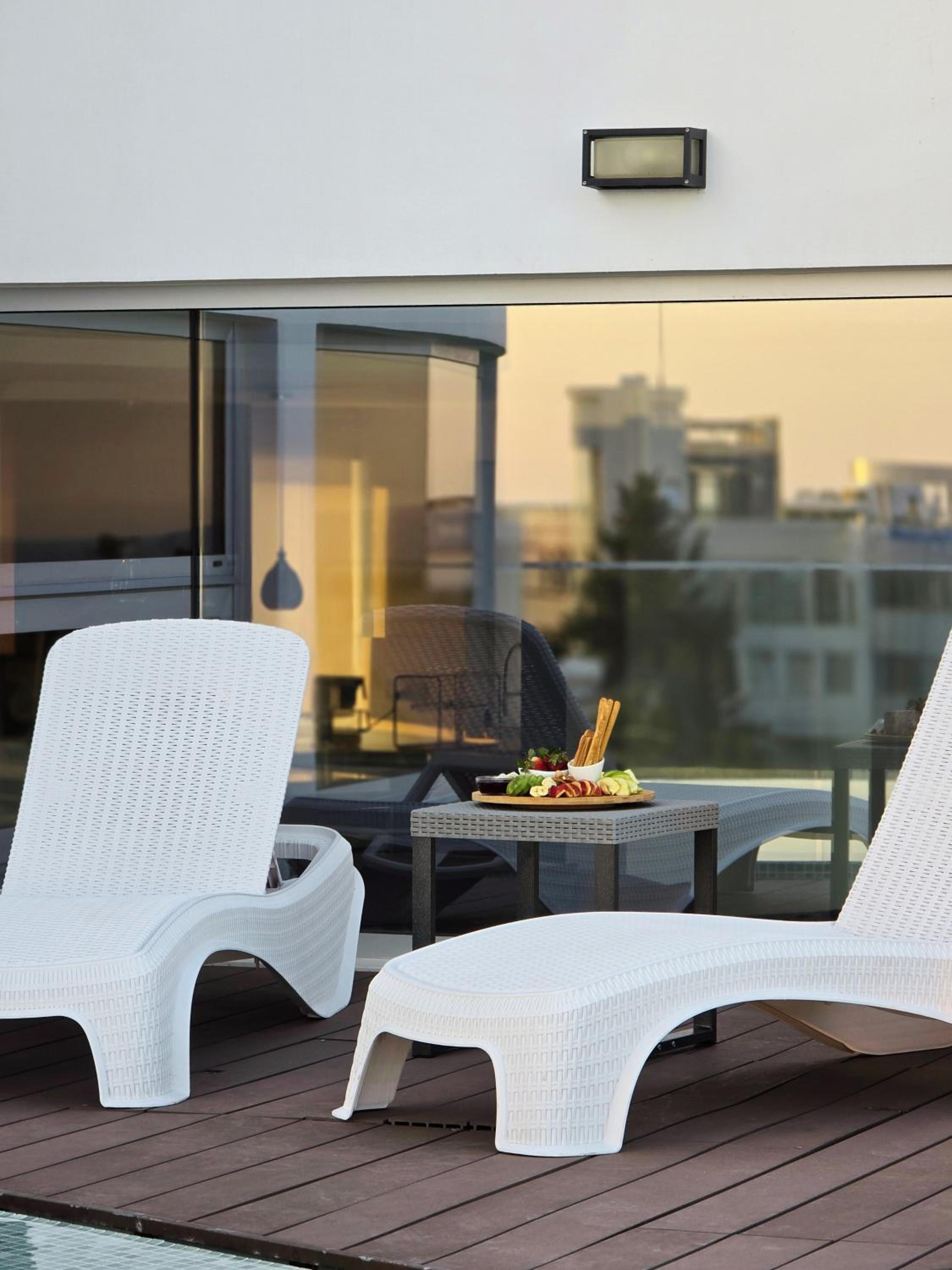 Mykonos Suite