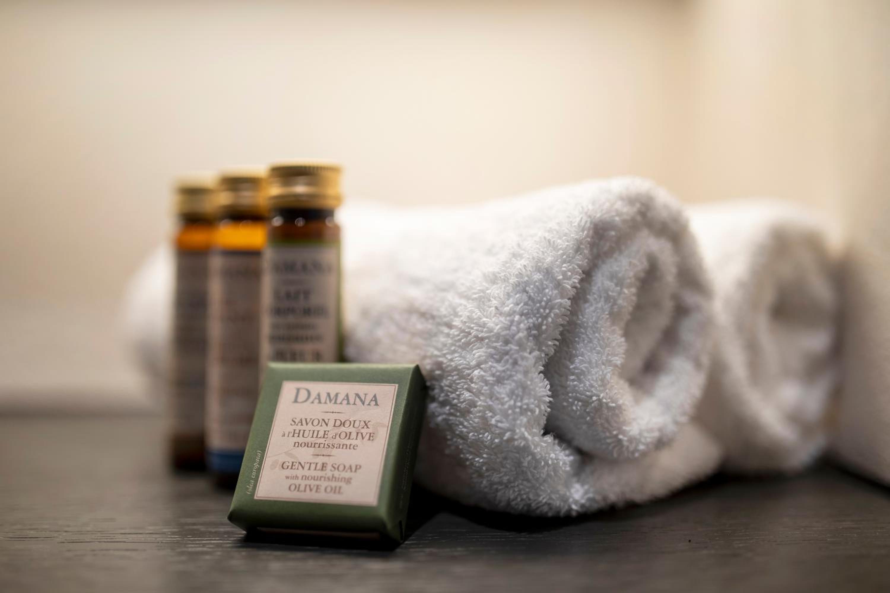 ArmonOia Suites
