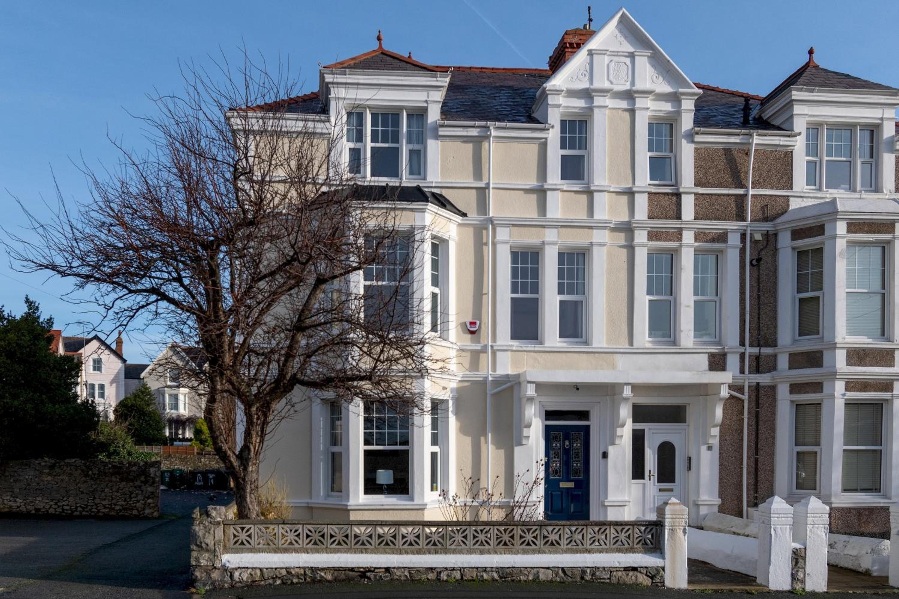St Vincent House