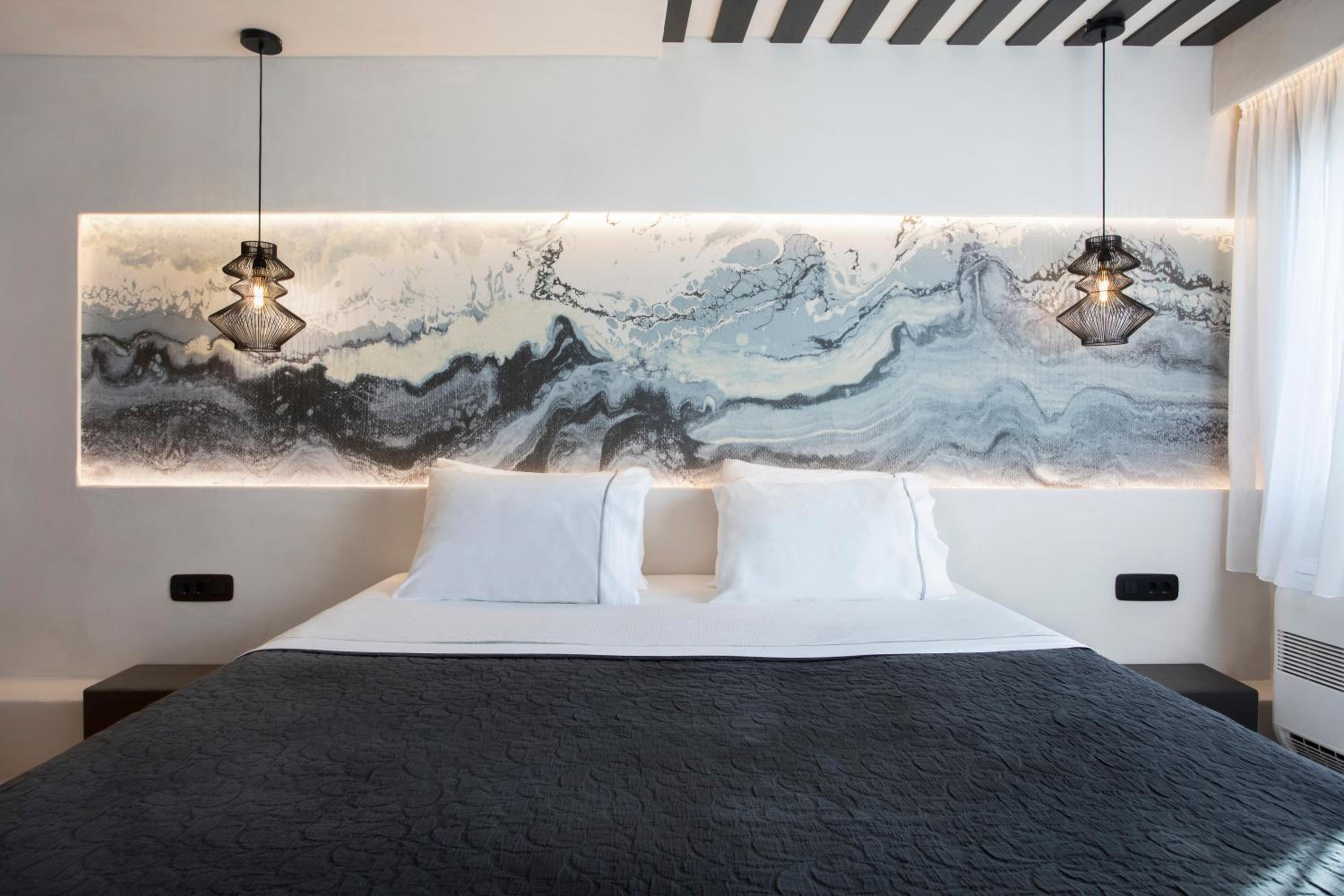 ArmonOia Suites