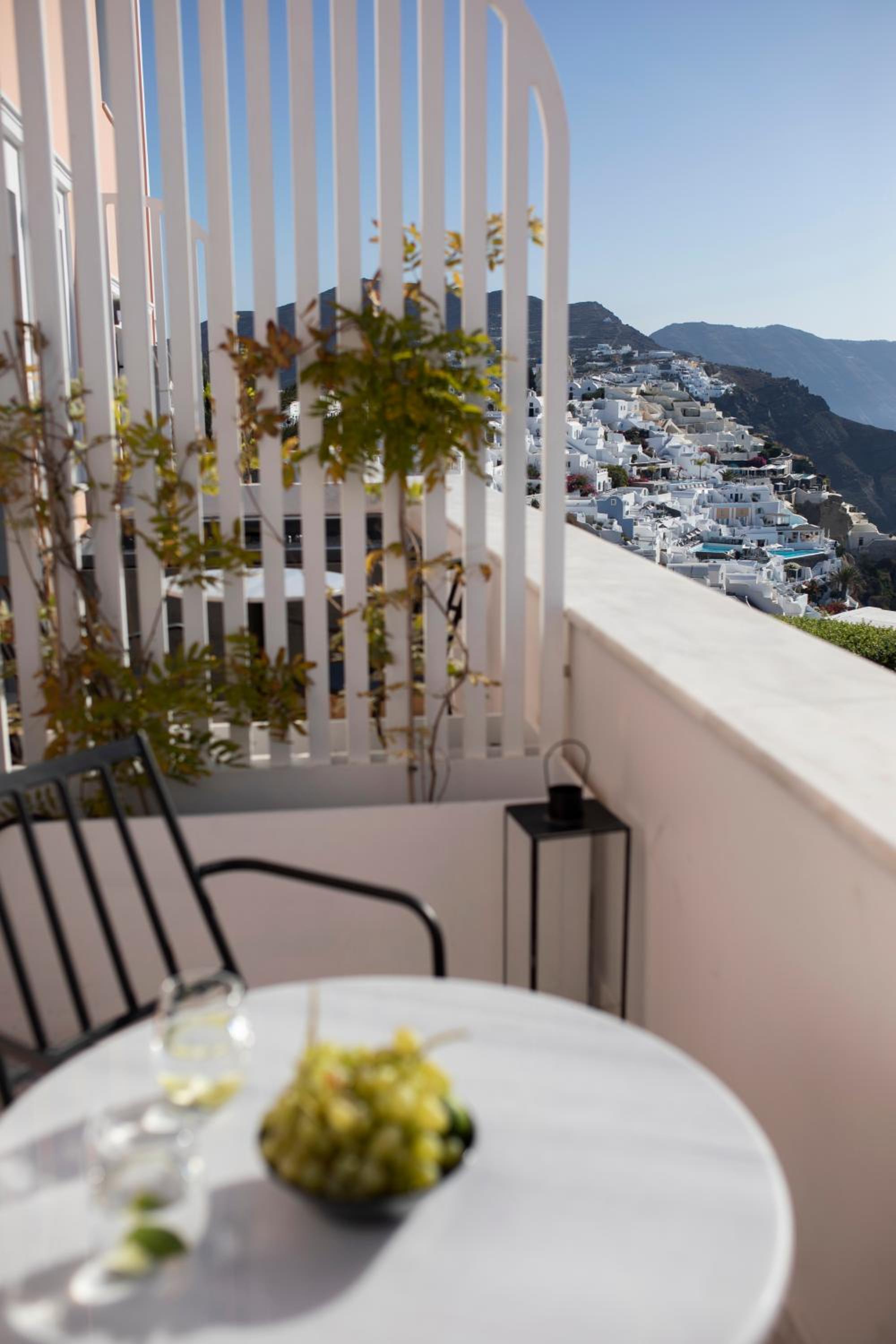 ArmonOia Suites