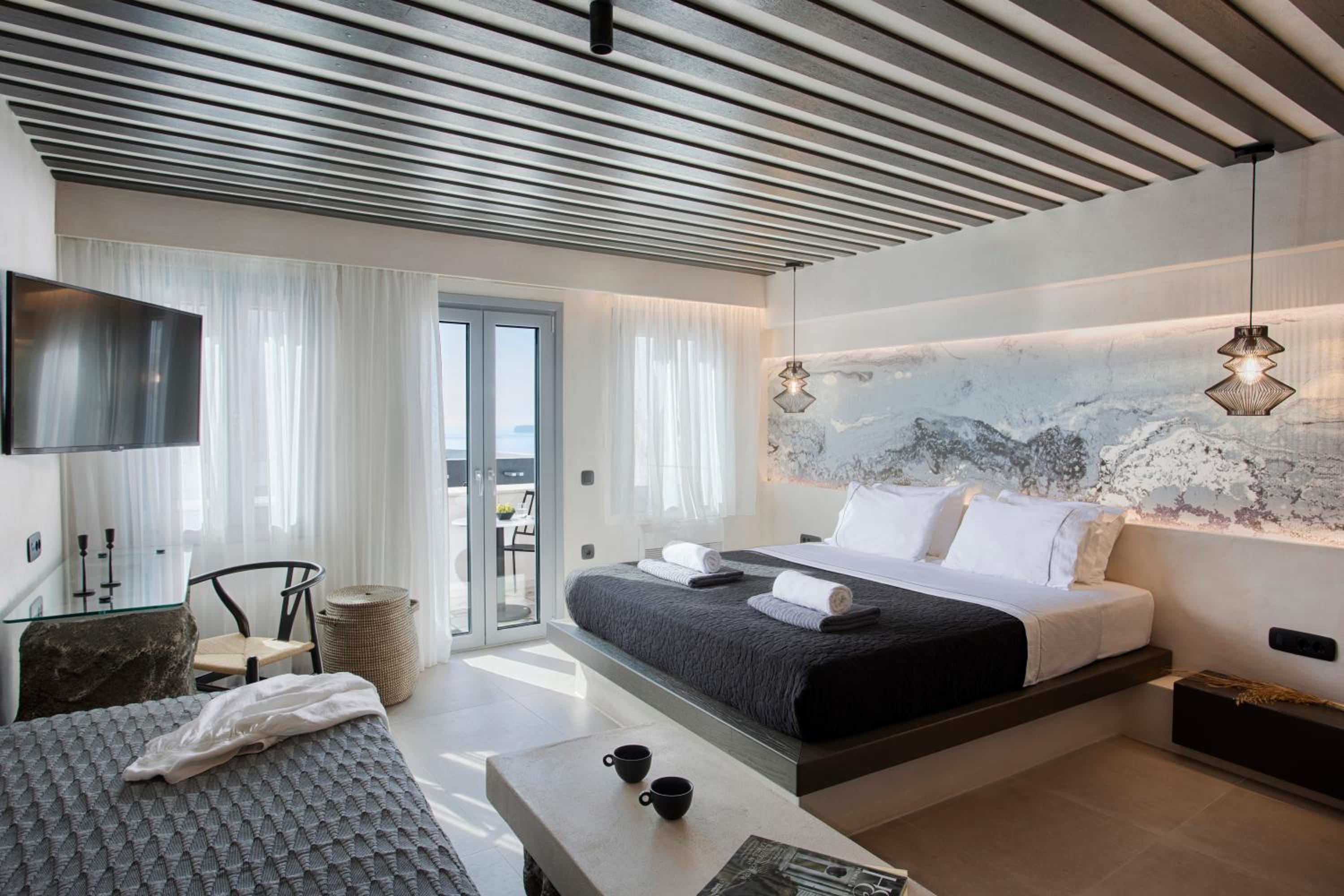 ArmonOia Suites