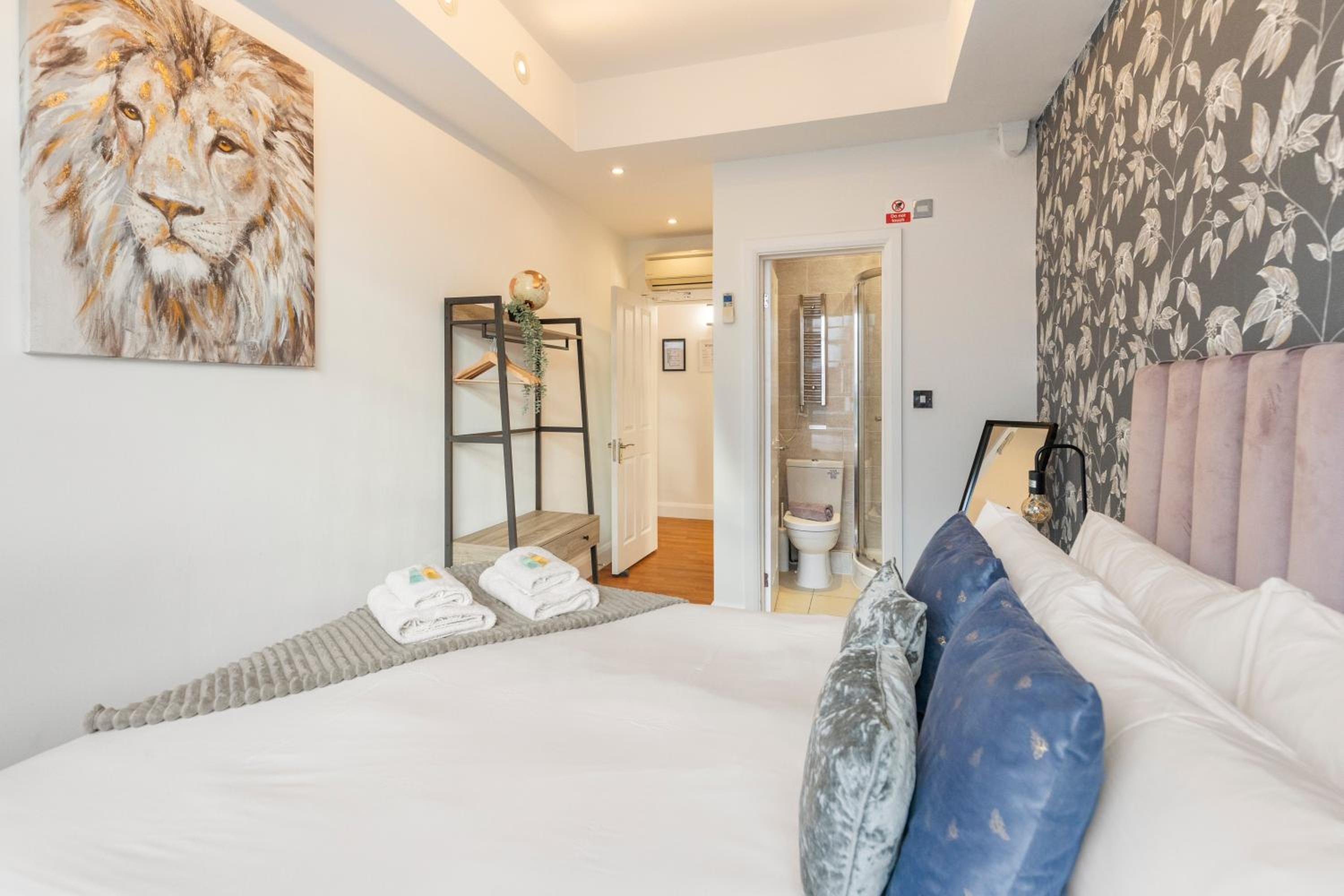Central Located Apartment in City of London - Farringdon Station