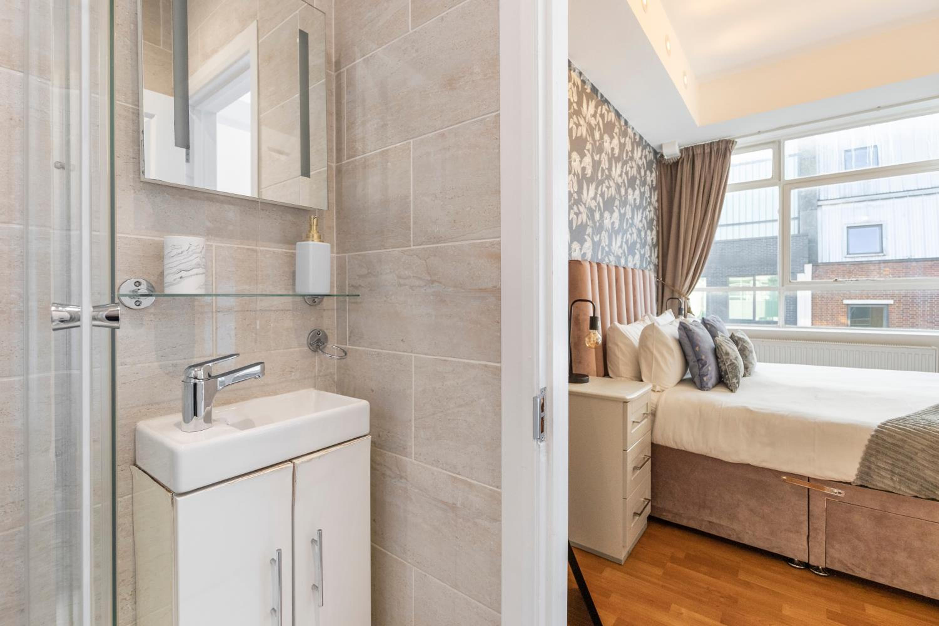 Central Located Apartment in City of London - Farringdon Station