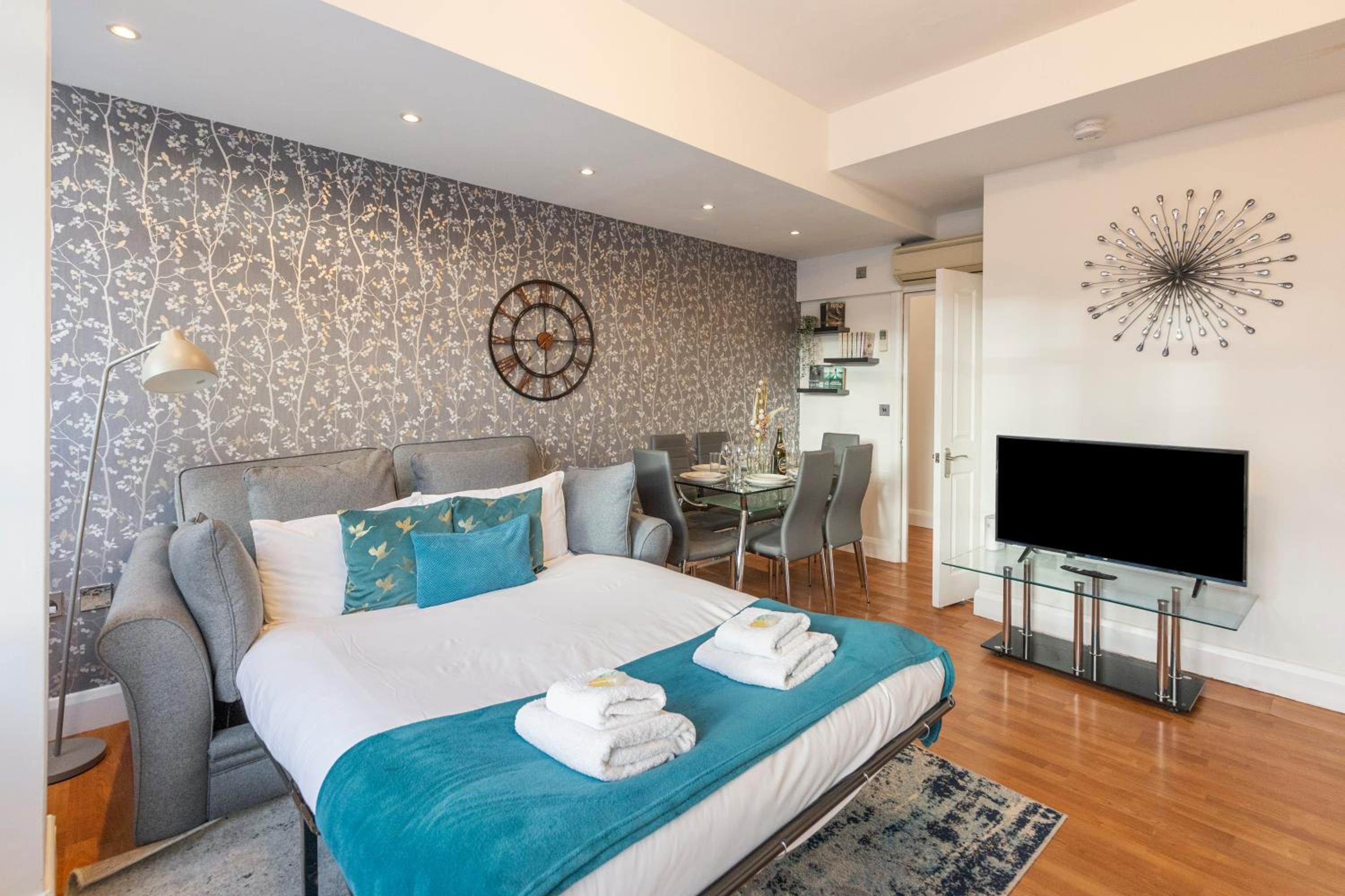Central Located Apartment in City of London - Farringdon Station